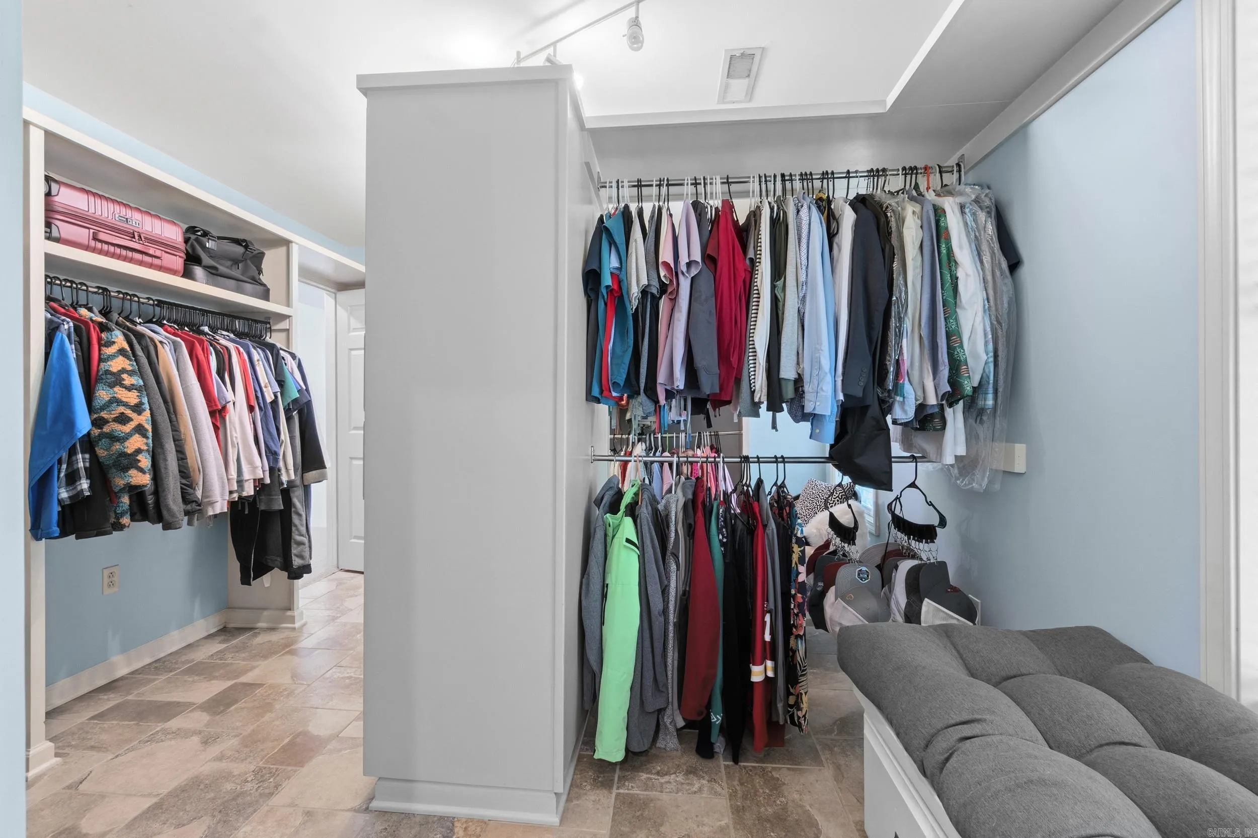 Property at 28  Wynnewood dr - Image 25