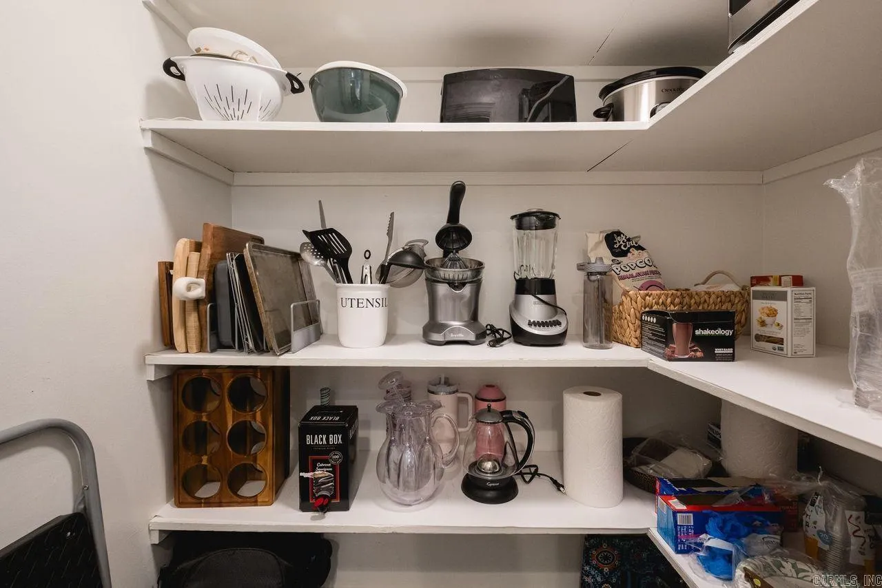Property at 3901  Cedar hill #23 - Image 12