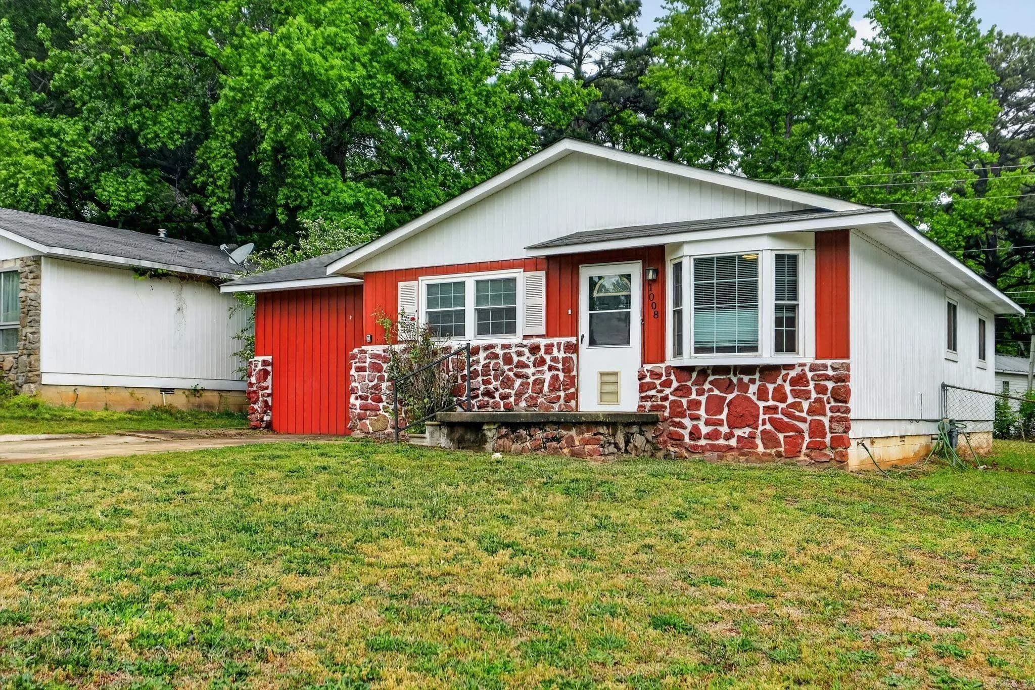 Property at 1008  Ferrell - Image 2