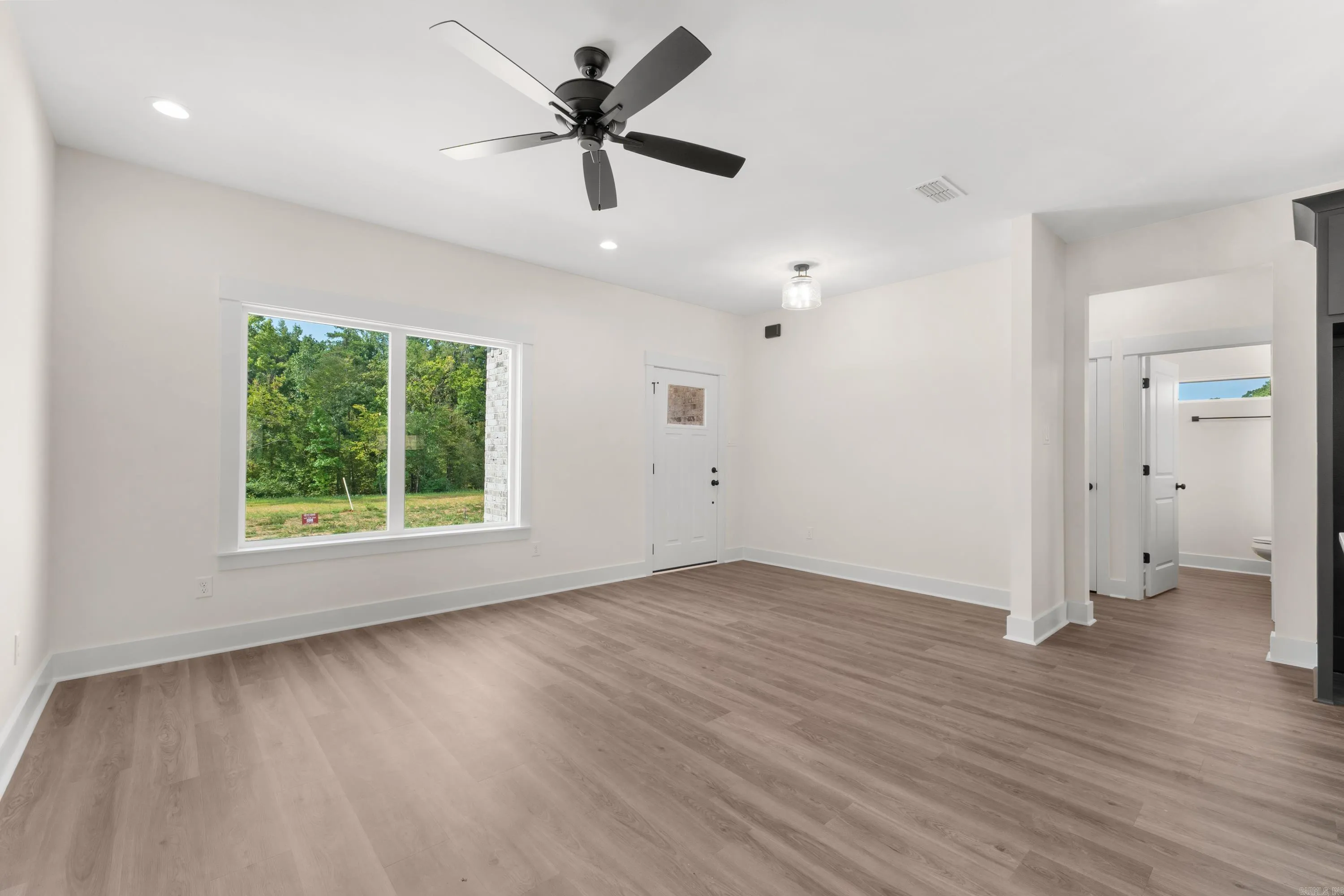 Property at 120  Southridge - Image 6