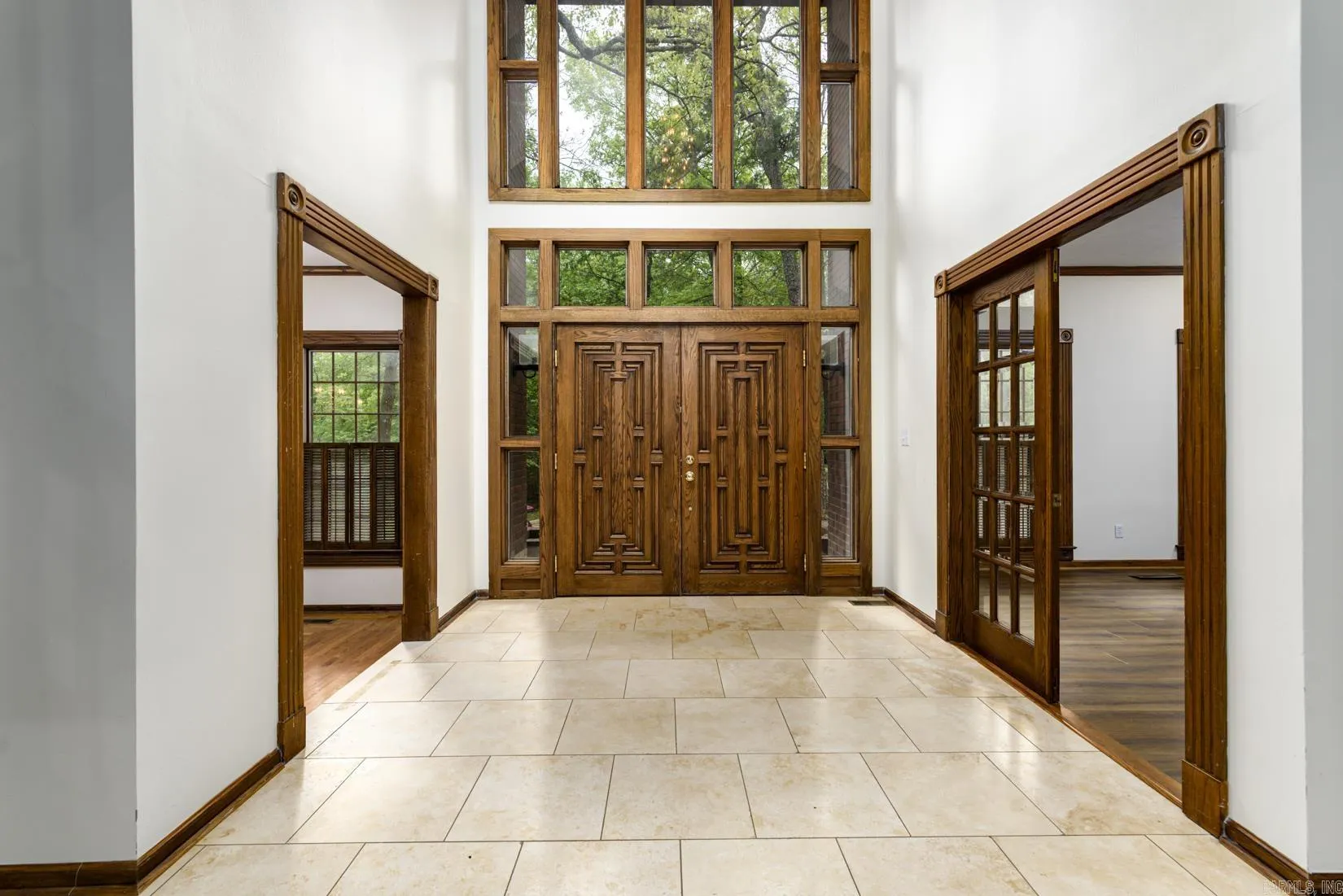 Property at 6  Country oaks - Image 3