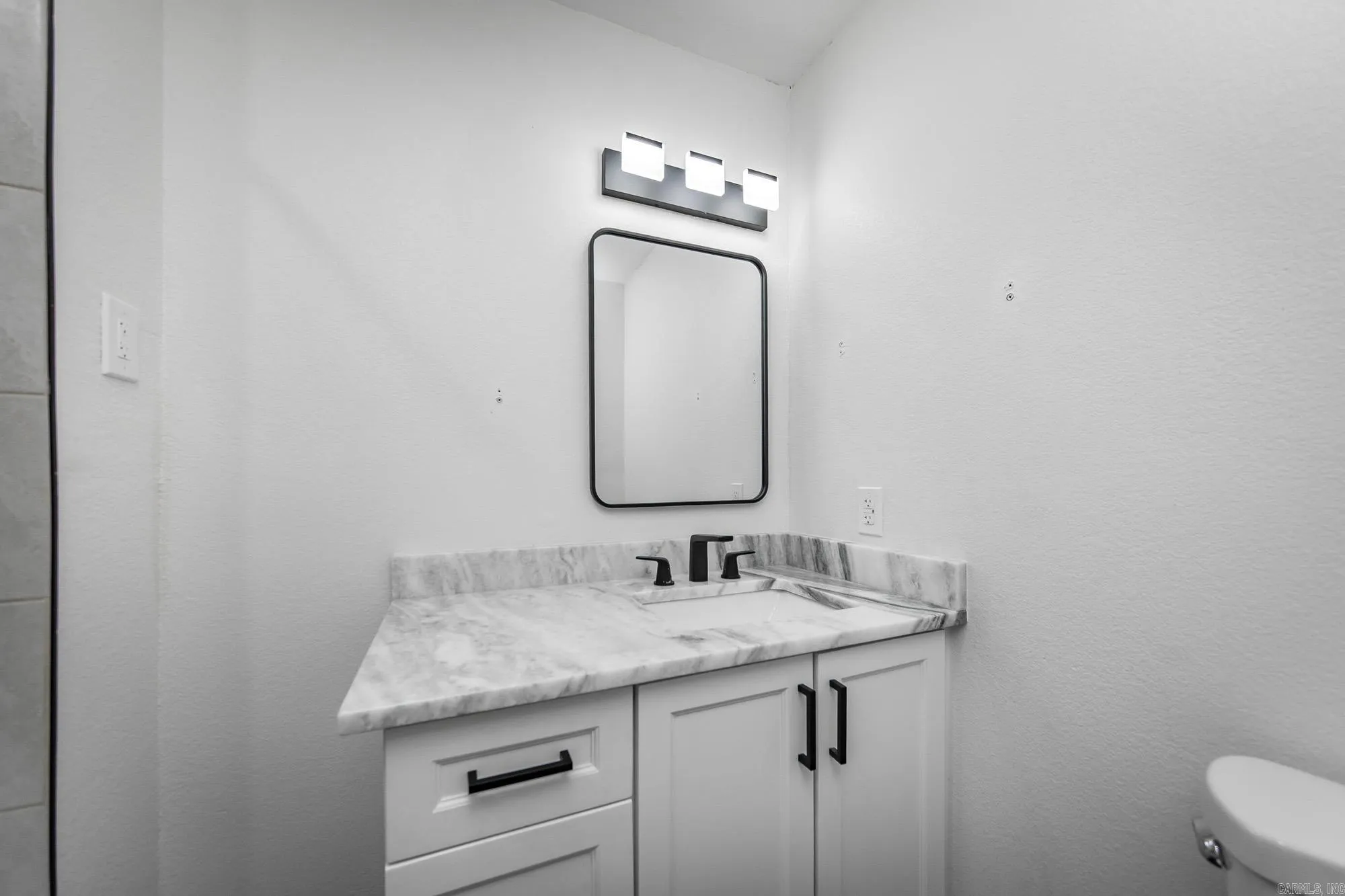 Property at 2921  Kellogg acres - Image 26