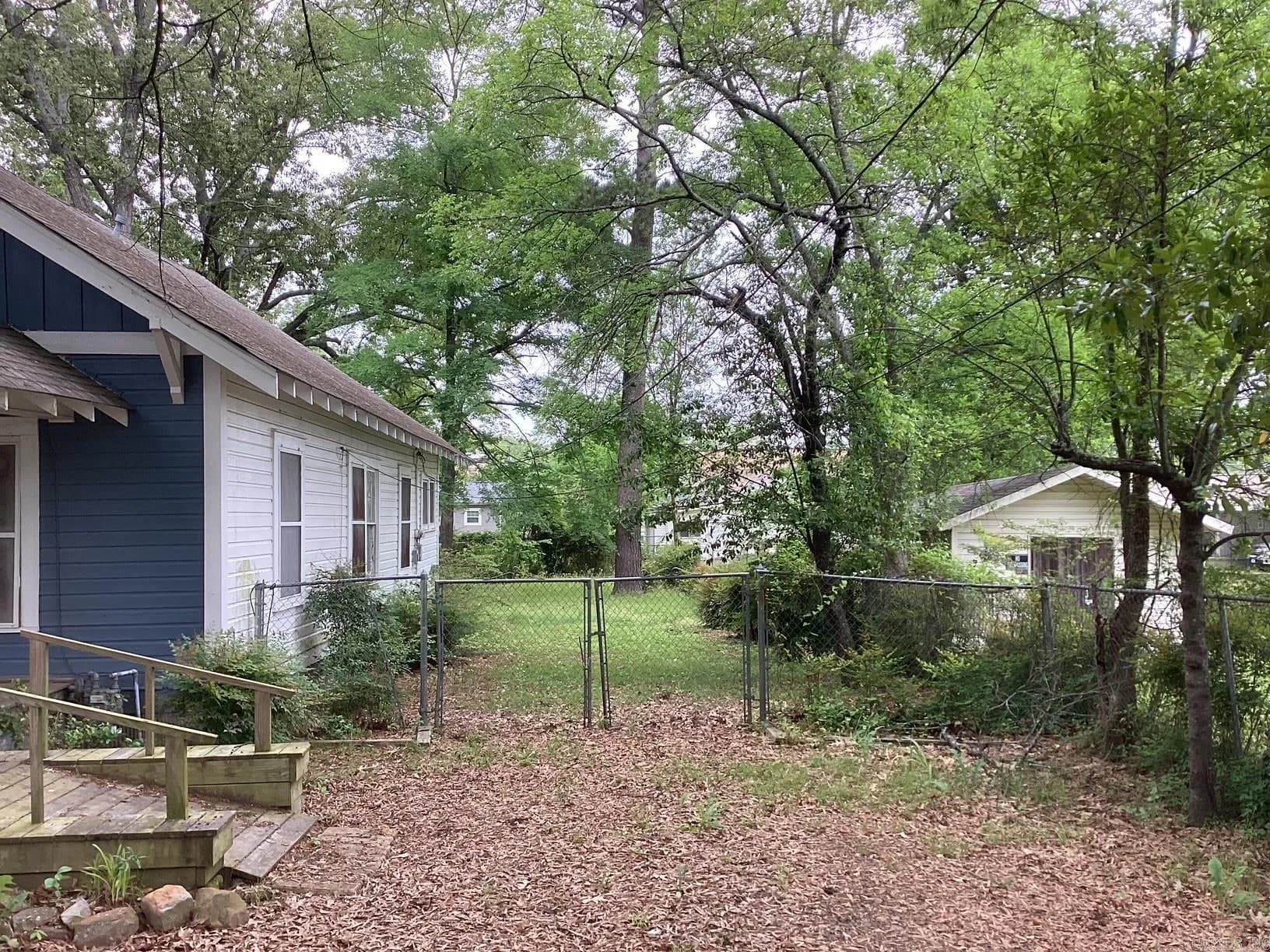 Property at 218 E 5th - Image 2