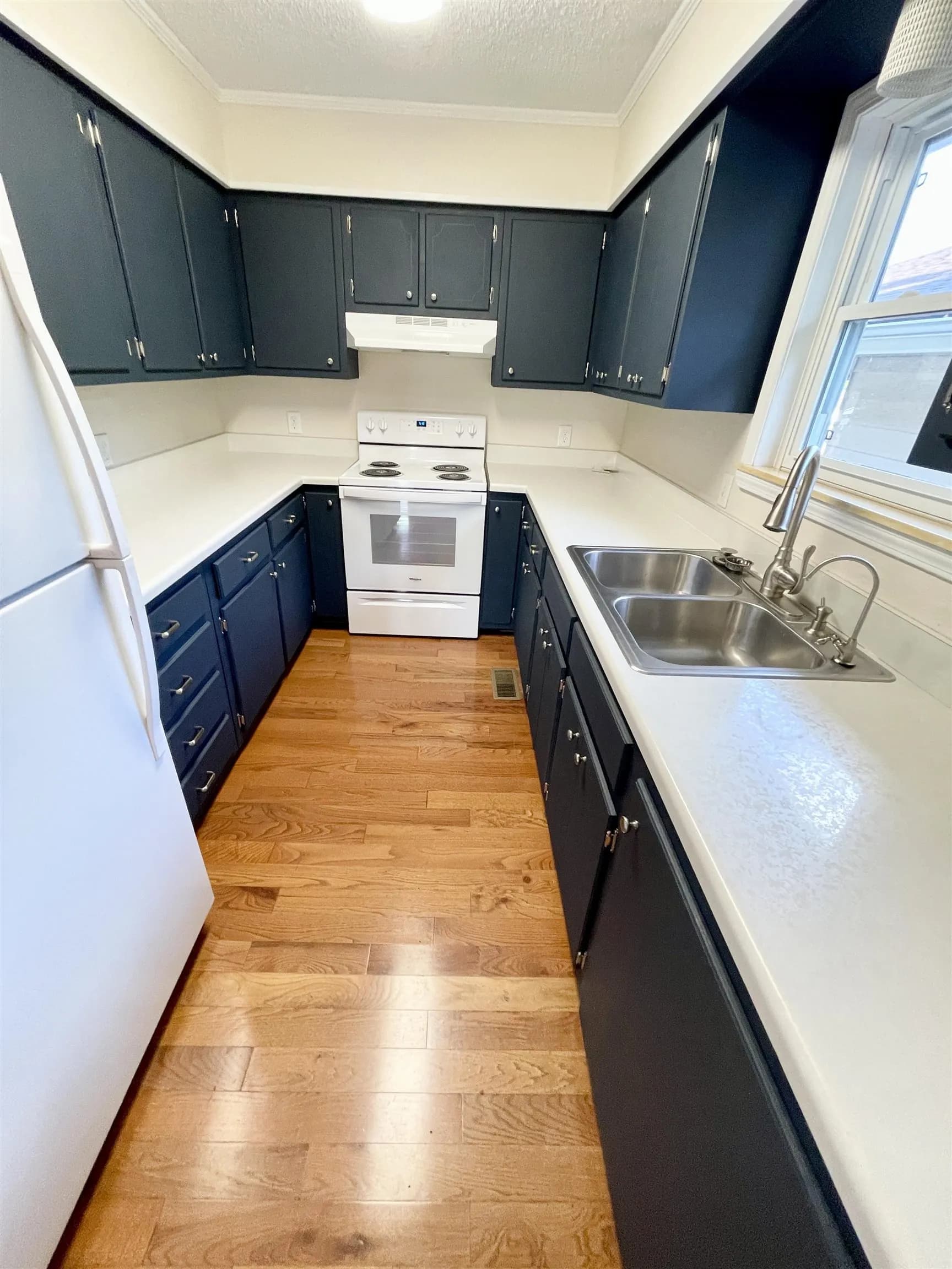 Property at 207  Parliament - Image 15