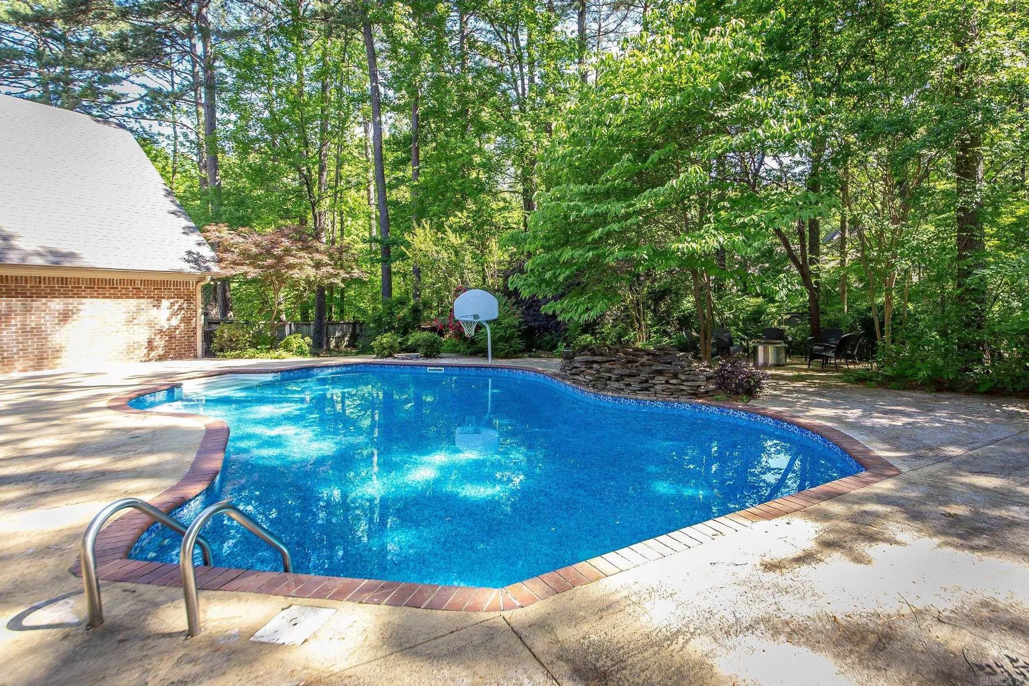 Property at 84  Windsong - Image 48