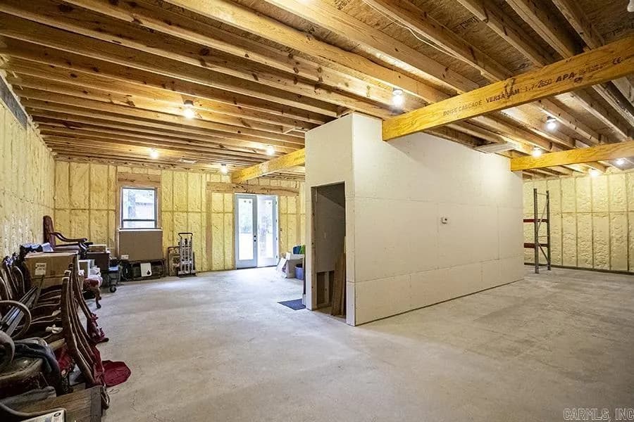 Property at 4051  Whitney - Image 43