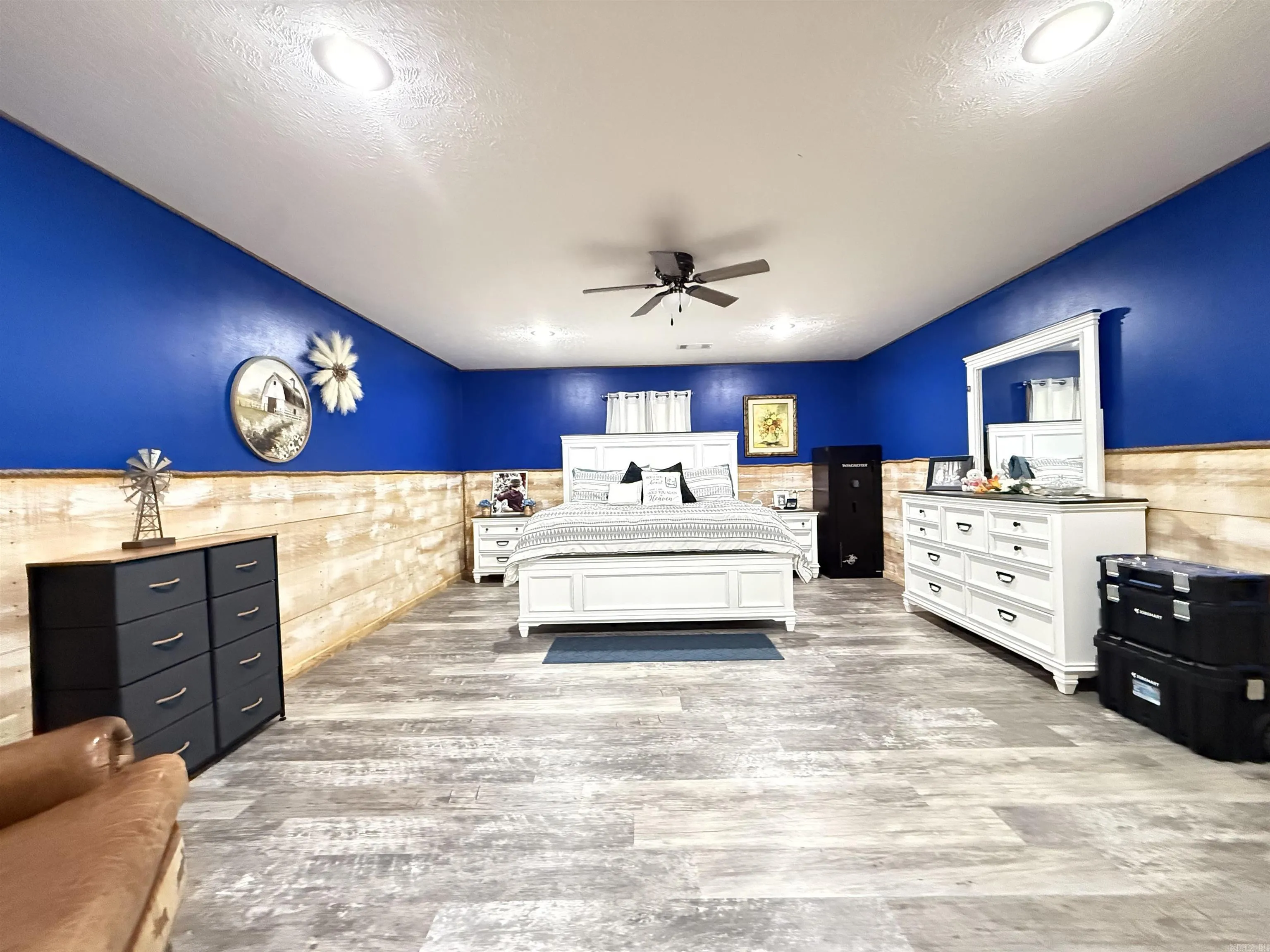 Property at 1139  Fayes forest - Image 21
