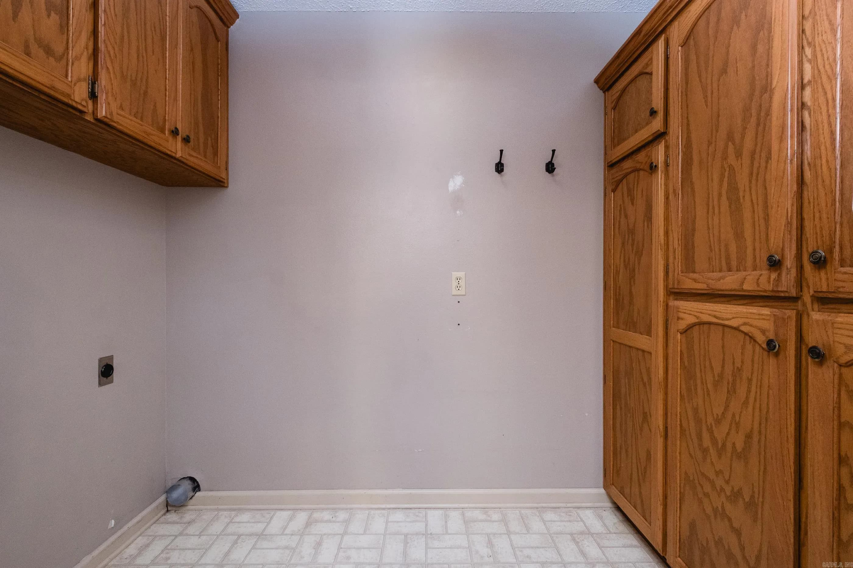 Property at 2460  Krysal kreek - Image 20