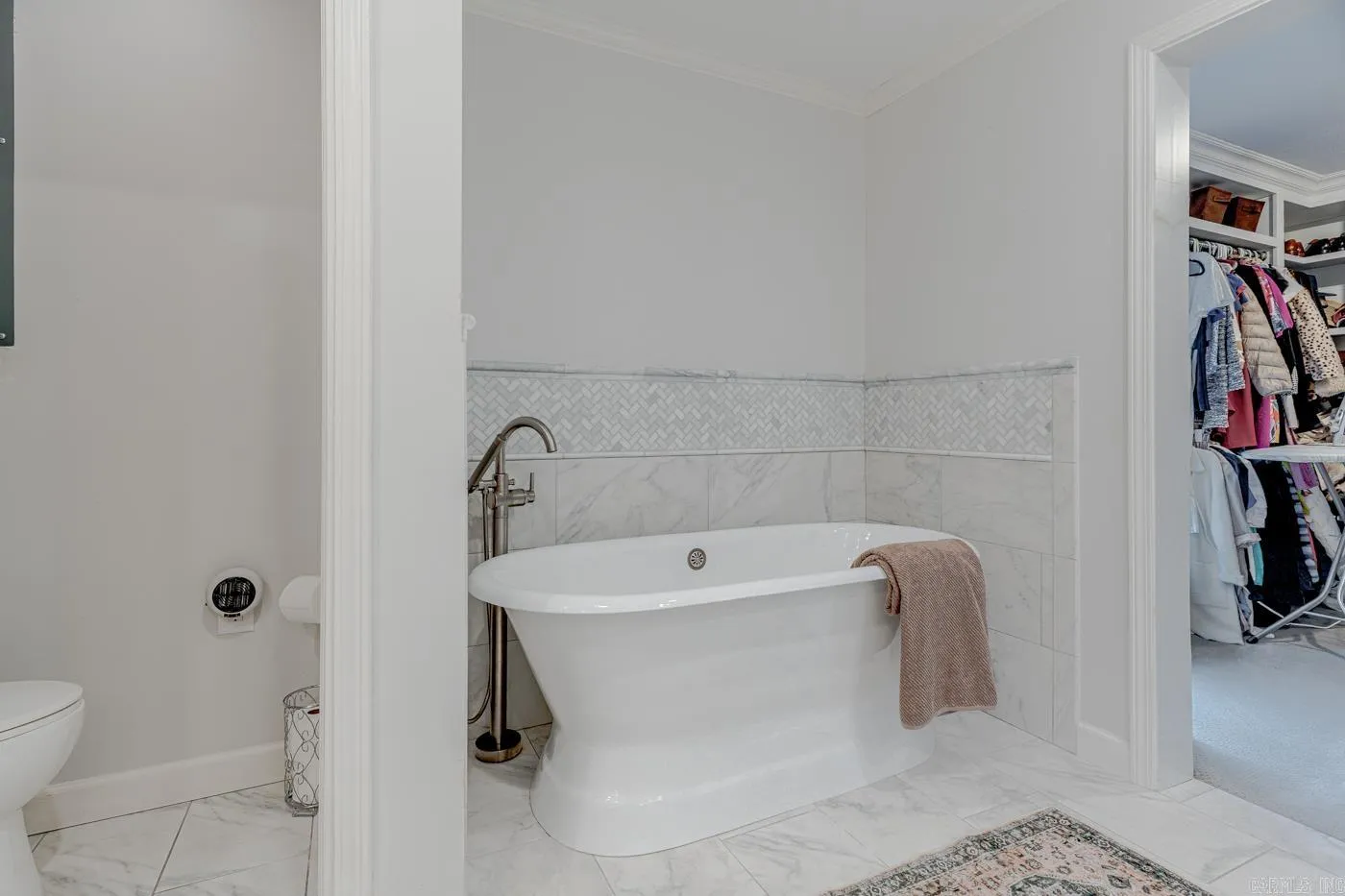 Property at 2506  Nix lake dr - Image 27