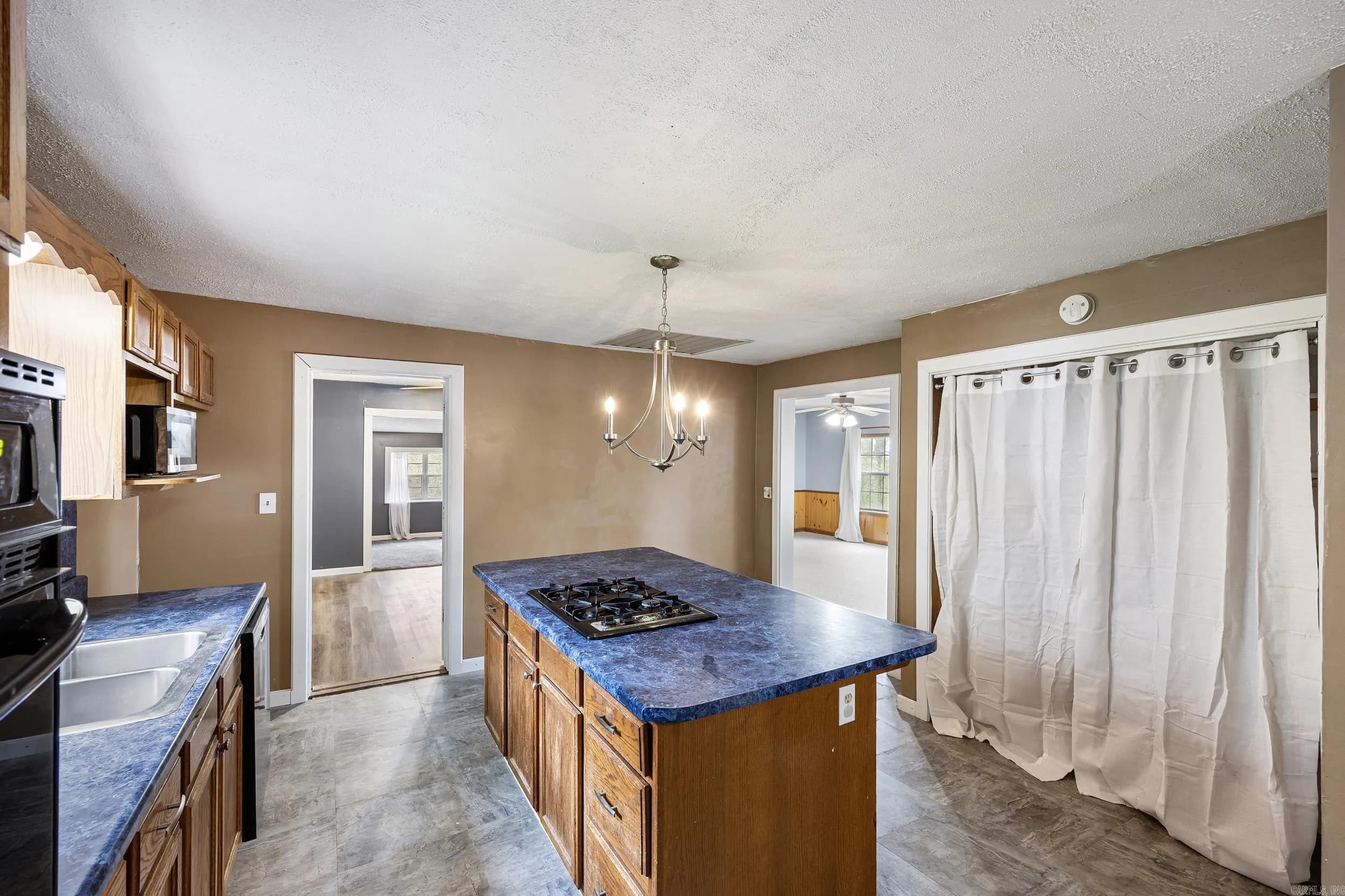 Property at 1068  County road 2035 - Image 13