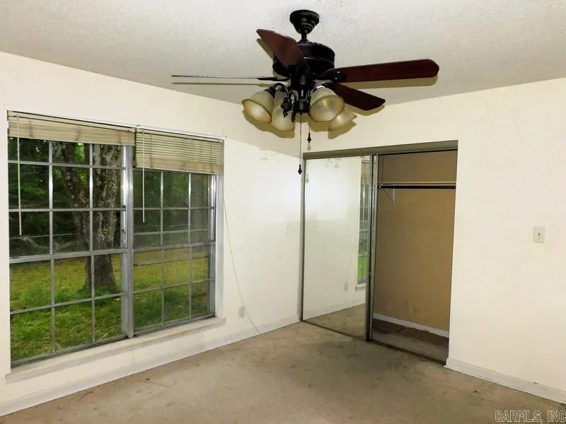 Property at 106  King arthur - Image 10