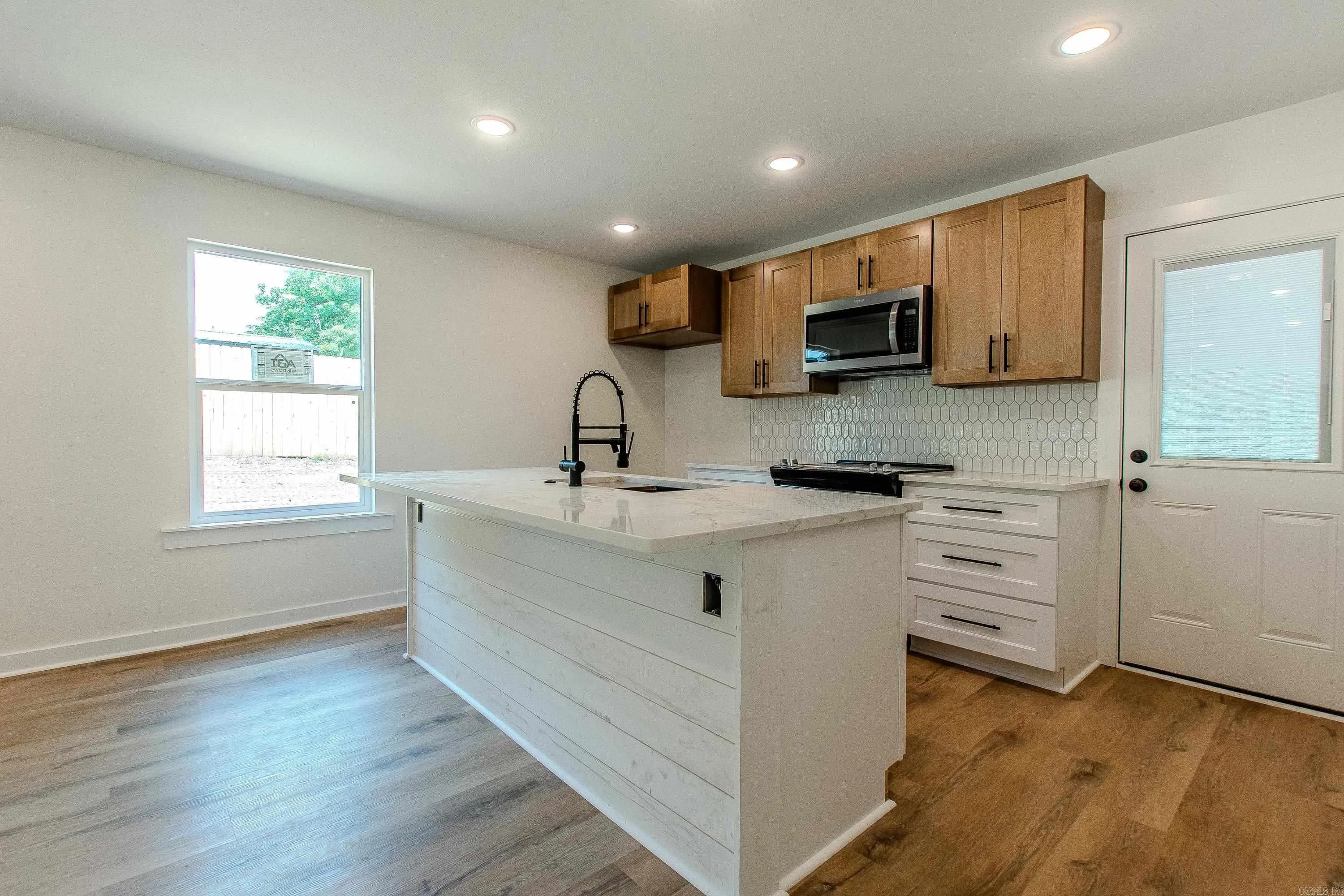 Property at 430  Main - Image 17