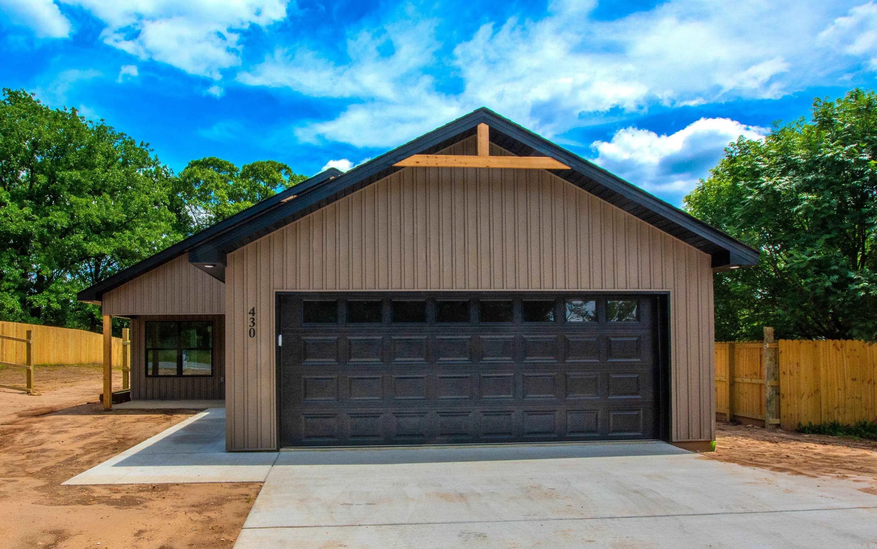 Property at 430  Main - Image 5