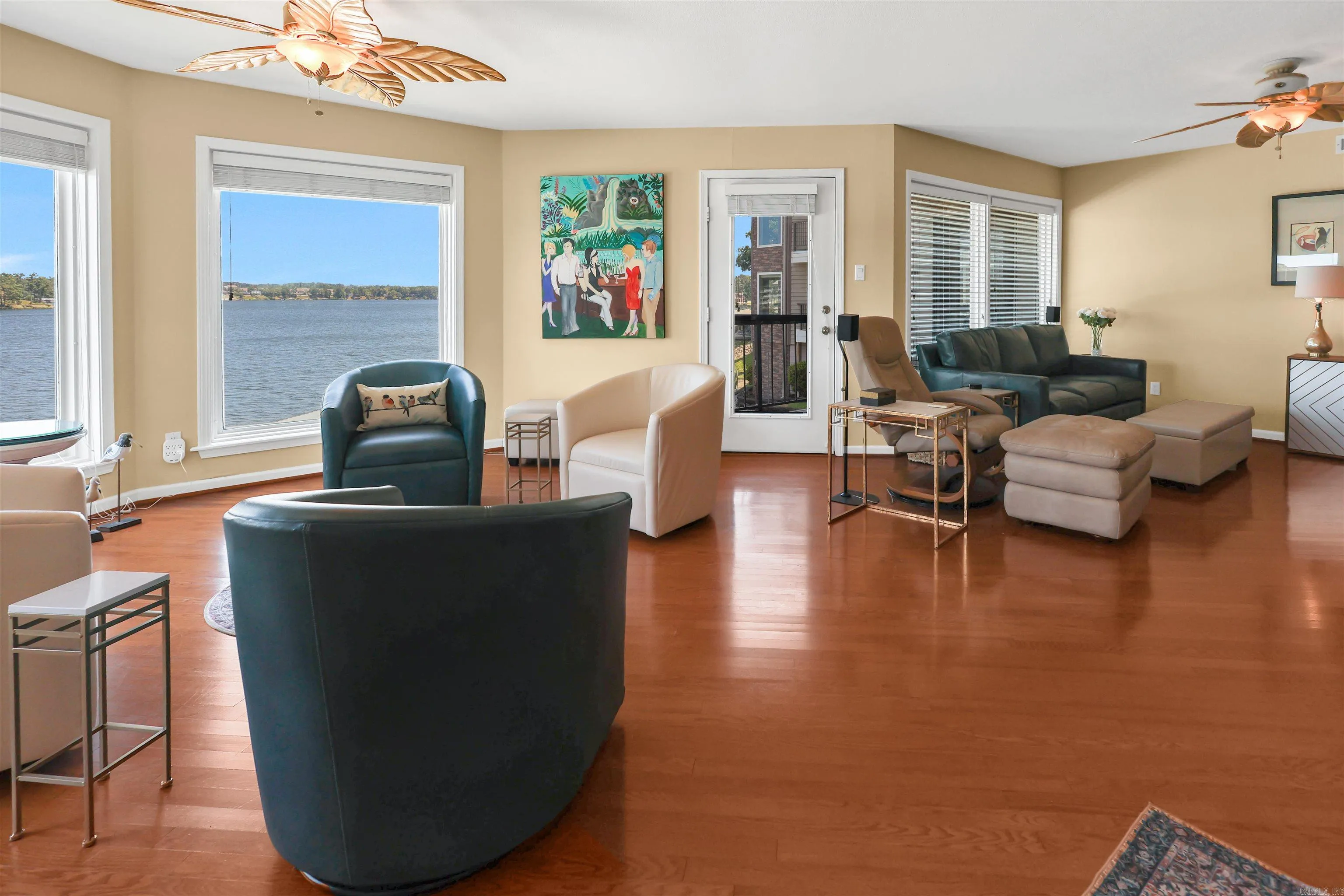 Property at 101  Long island, 102 - Image 7