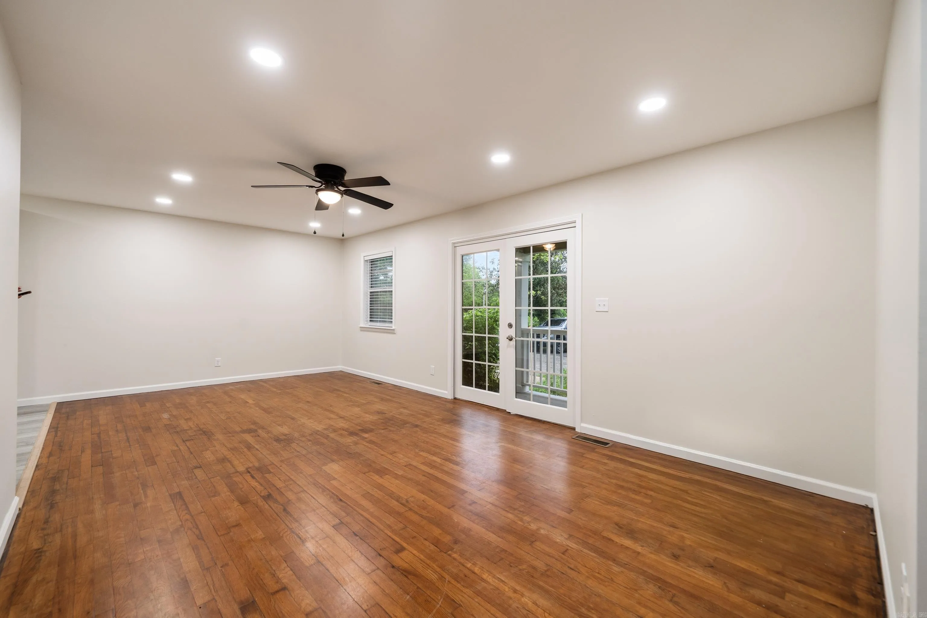 Property at 5313  Park - Image 8