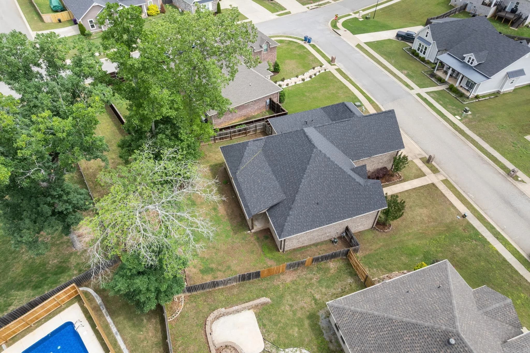 Property at 6906  Grace village - Image 44
