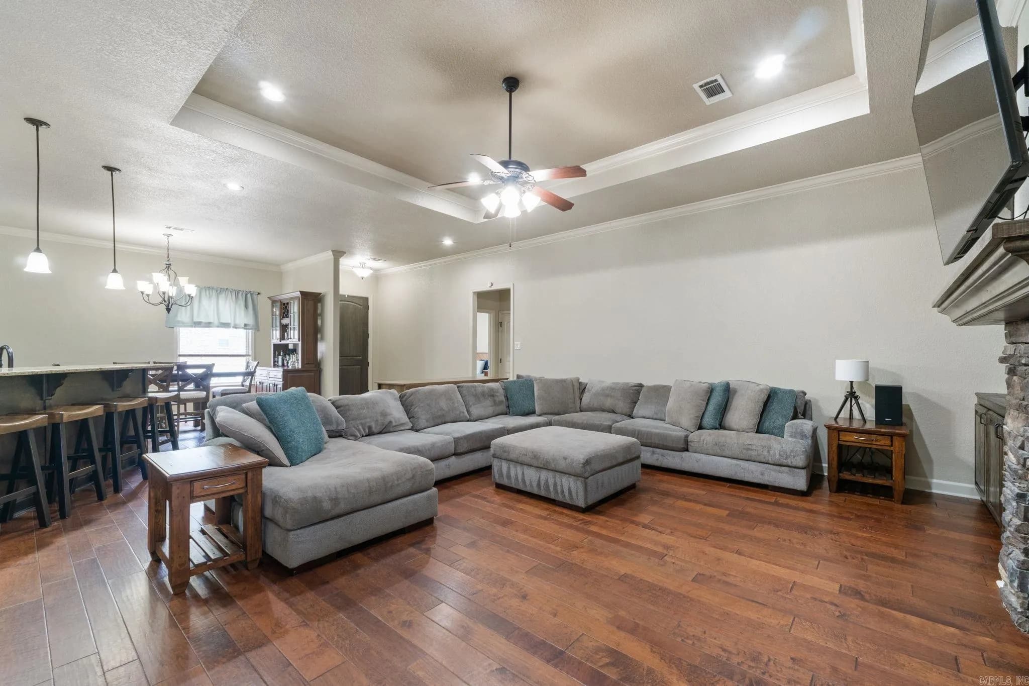 Property at 6906  Grace village - Image 10