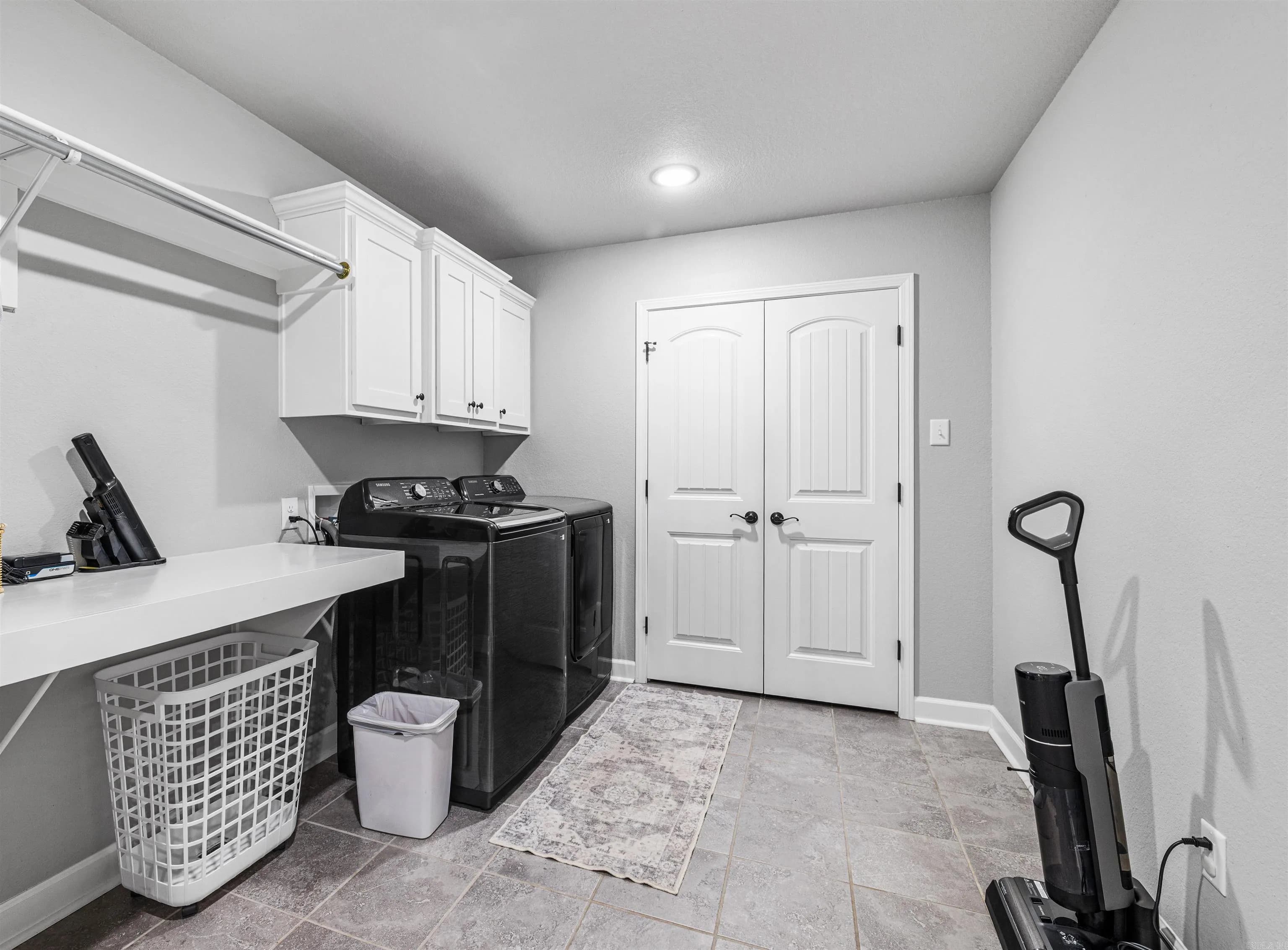 Property at 33  Cimarron cir - Image 18