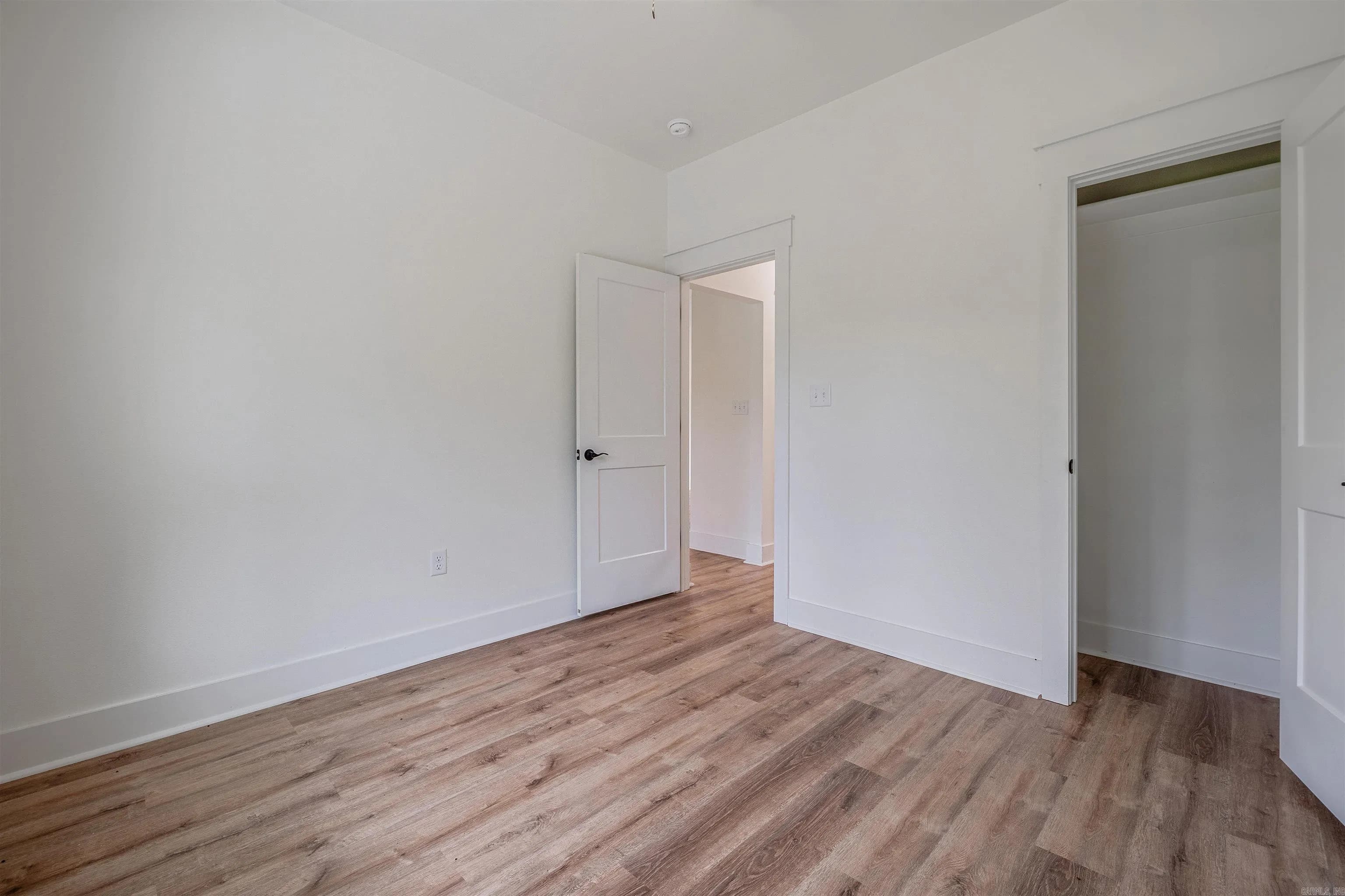 Property at 37  Allen - Image 21