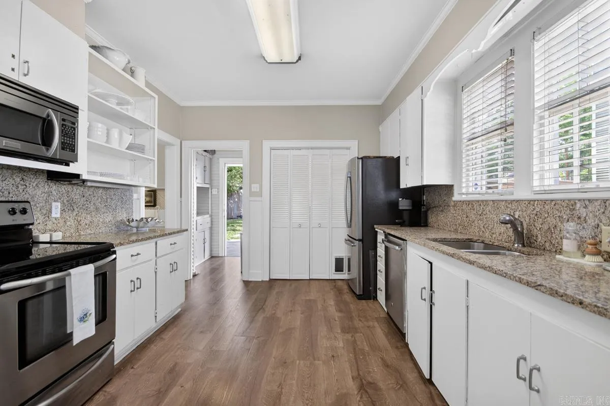 Property at 716  North jackson - Image 8