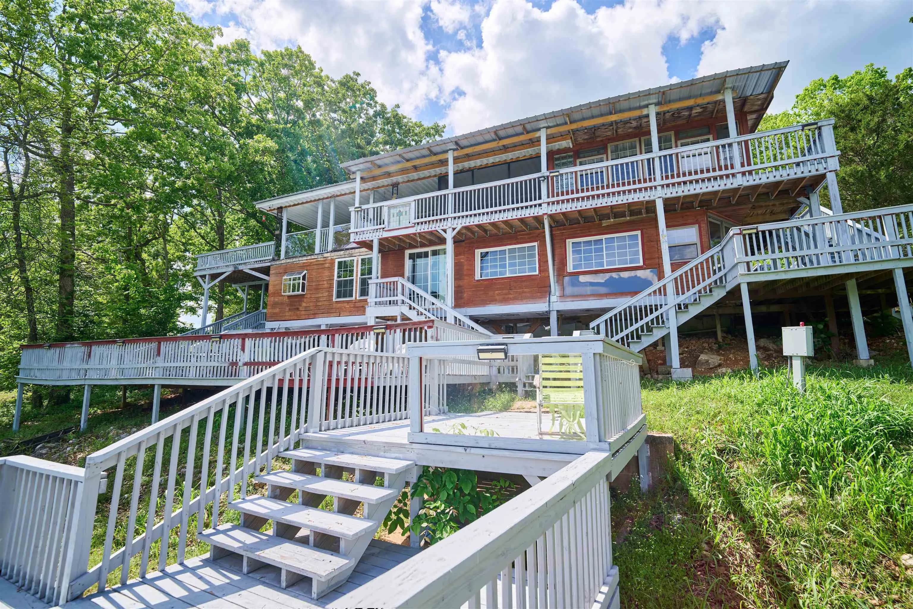 Property at 330  Robin hood ln - Image 1