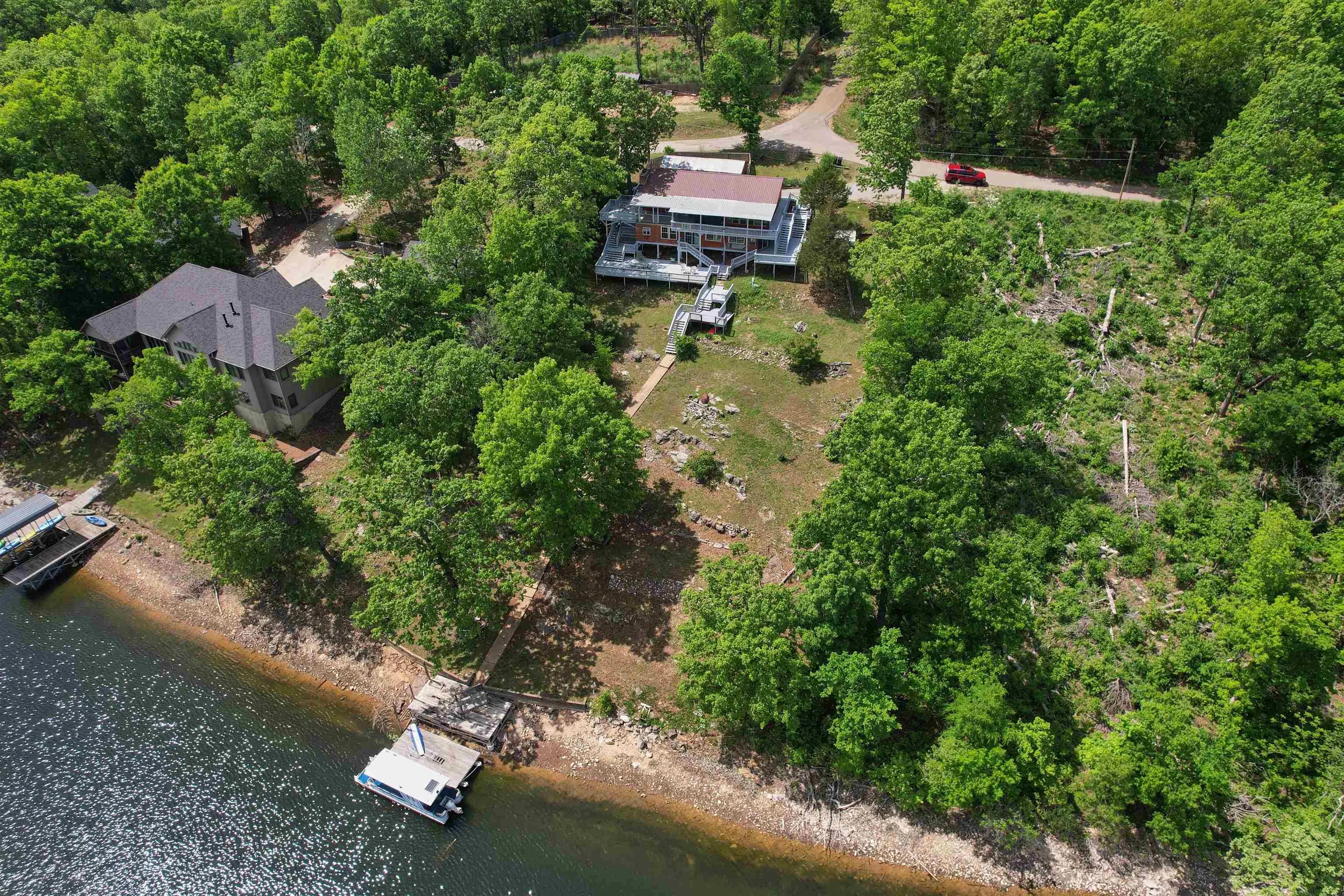 Property at 330  Robin hood ln - Image 5