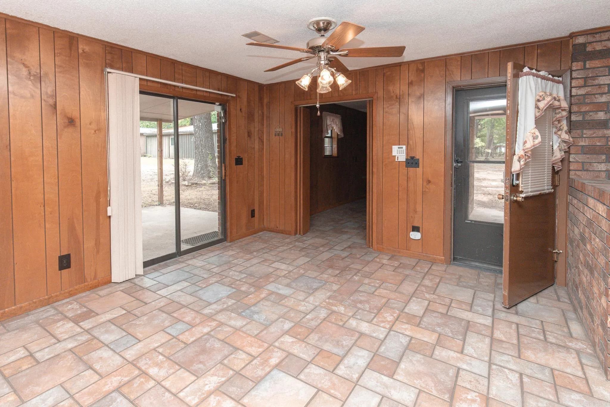 Property at 5205  Rogers - Image 13