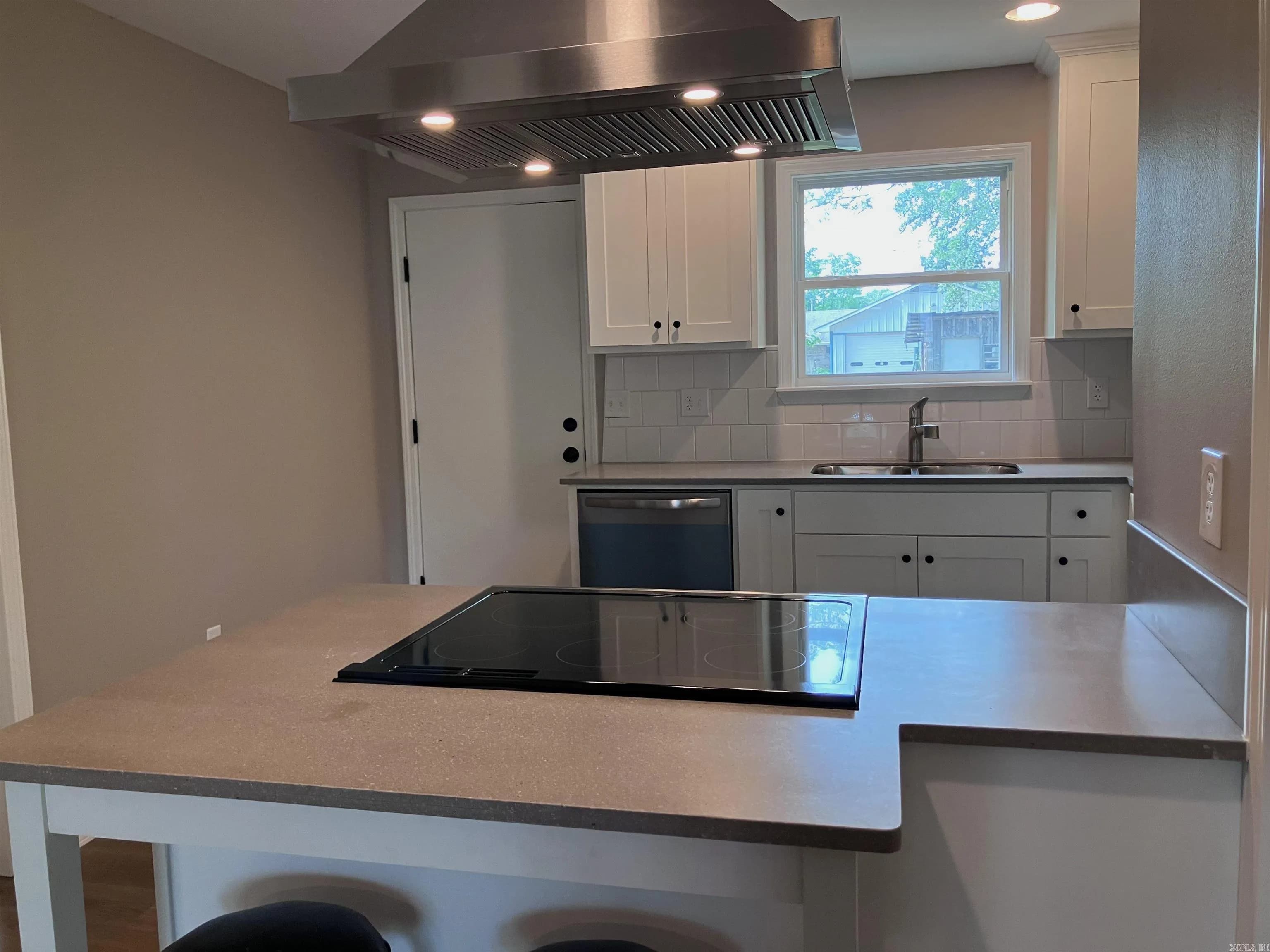 Property at 411  Park - Image 3