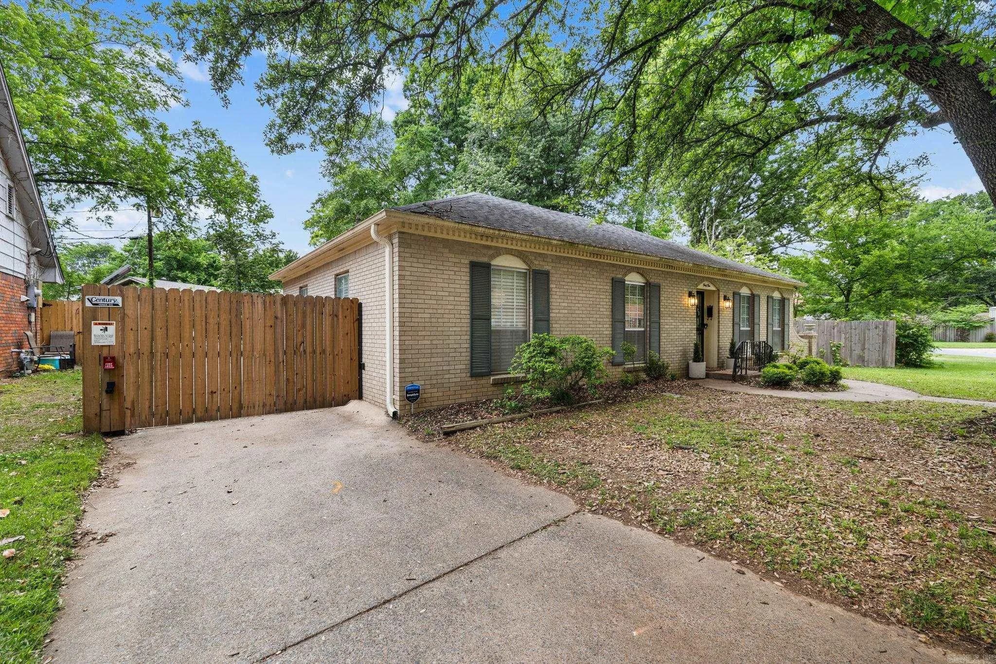 Property at 44  Warwick - Image 38