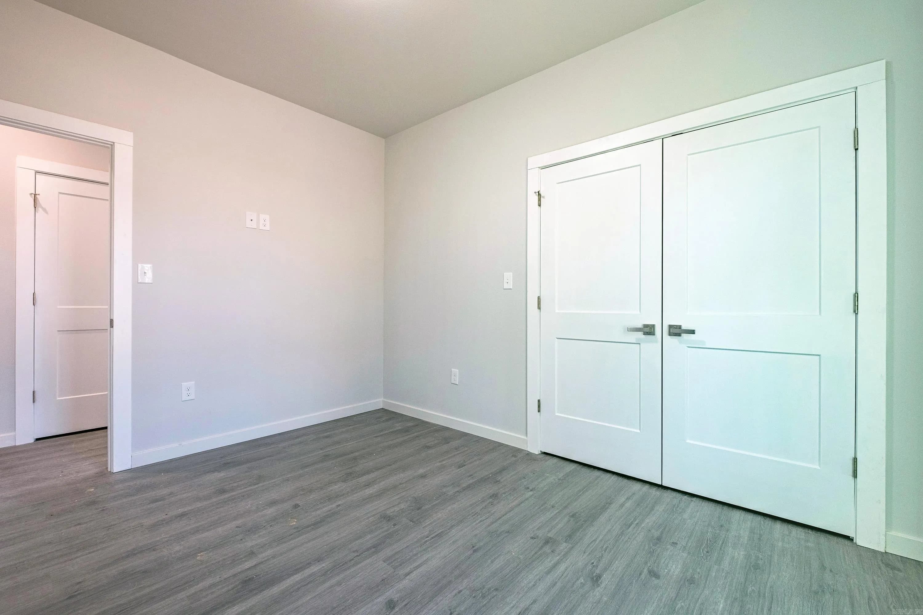 Property at 1614 S Woodrow street - Image 27