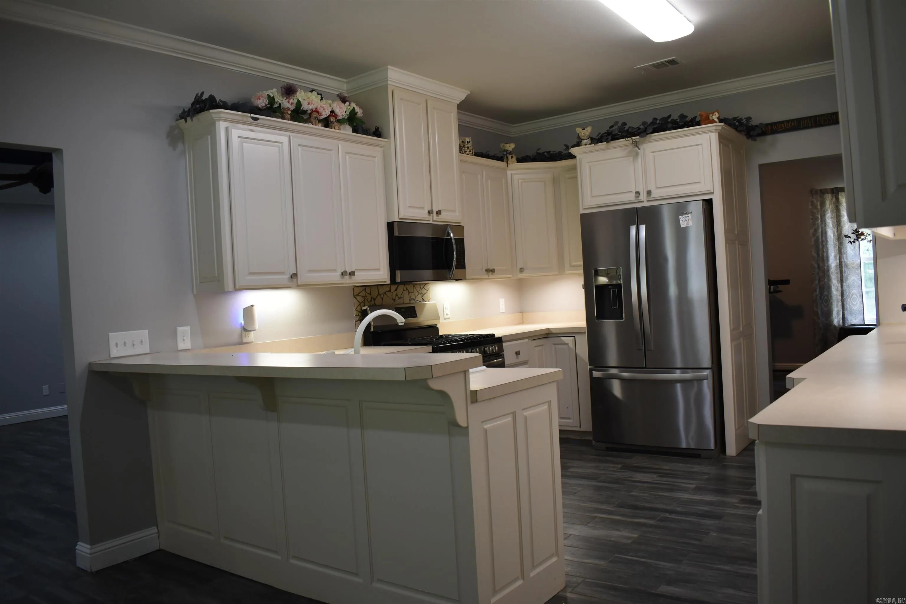Property at 101  Artesia - Image 19