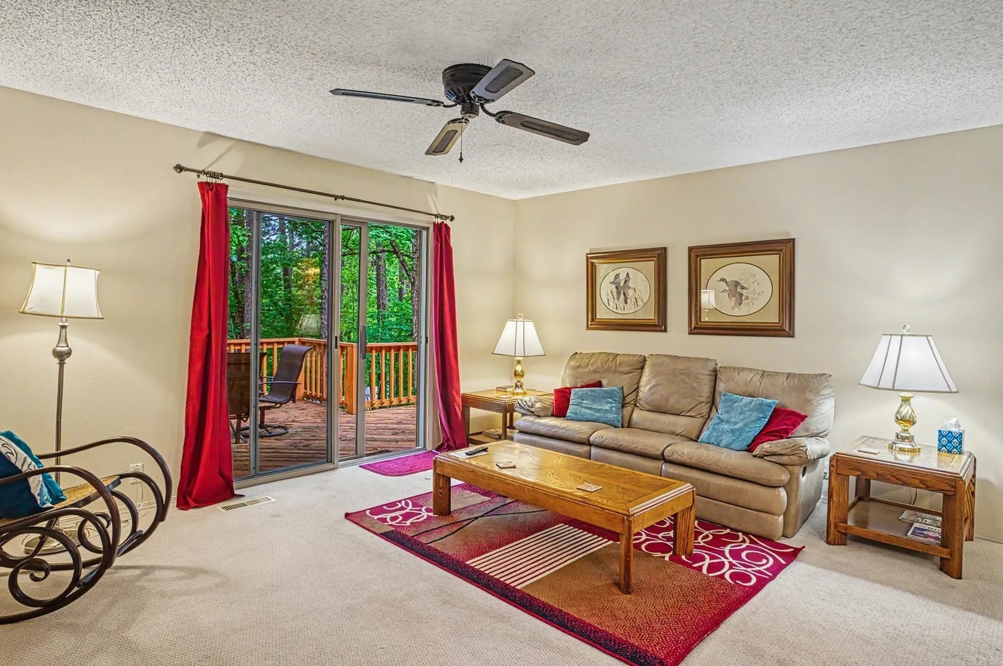 Property at 24  Lindsay lane - Image 2