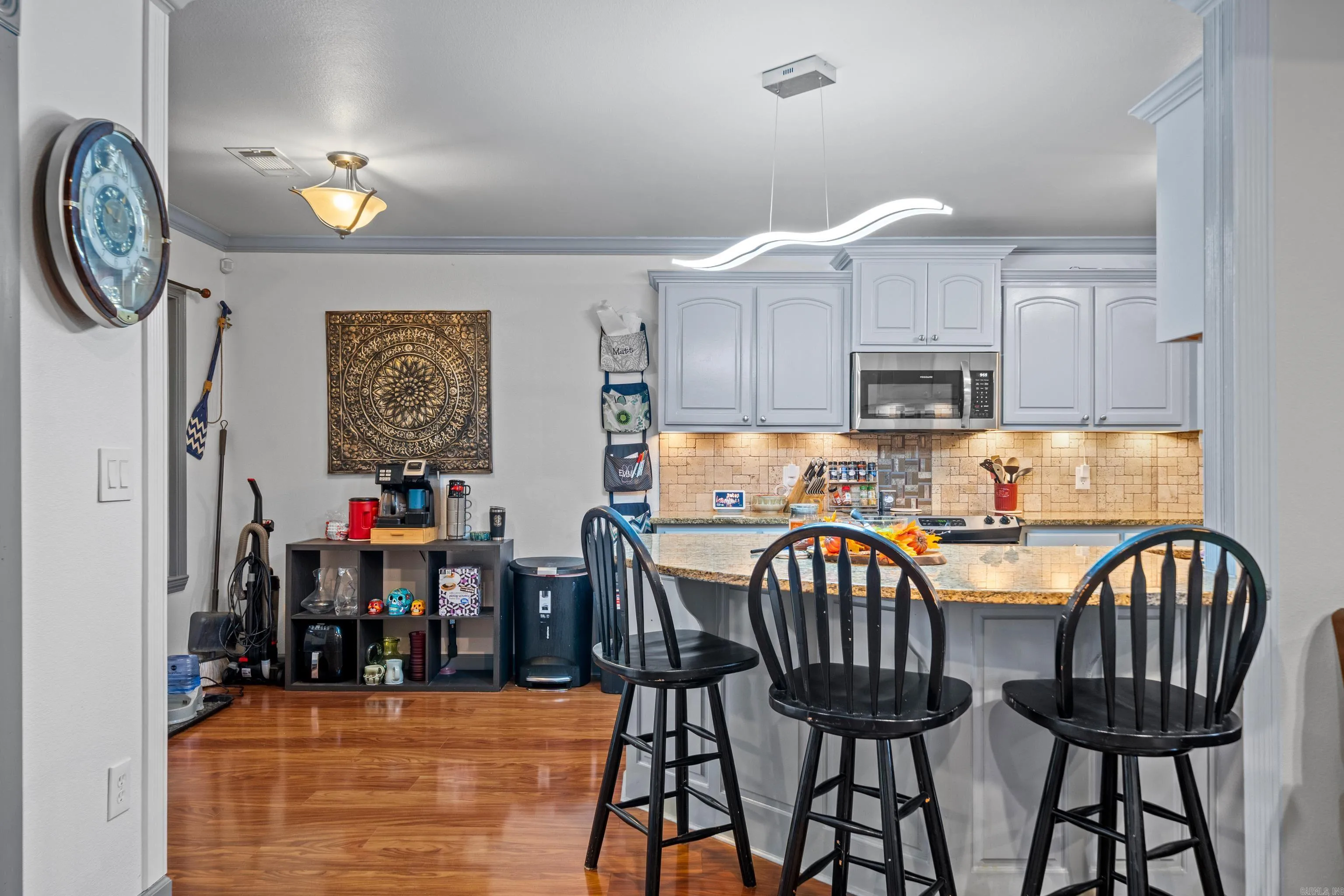 Property at 3024  Miracle heights - Image 12