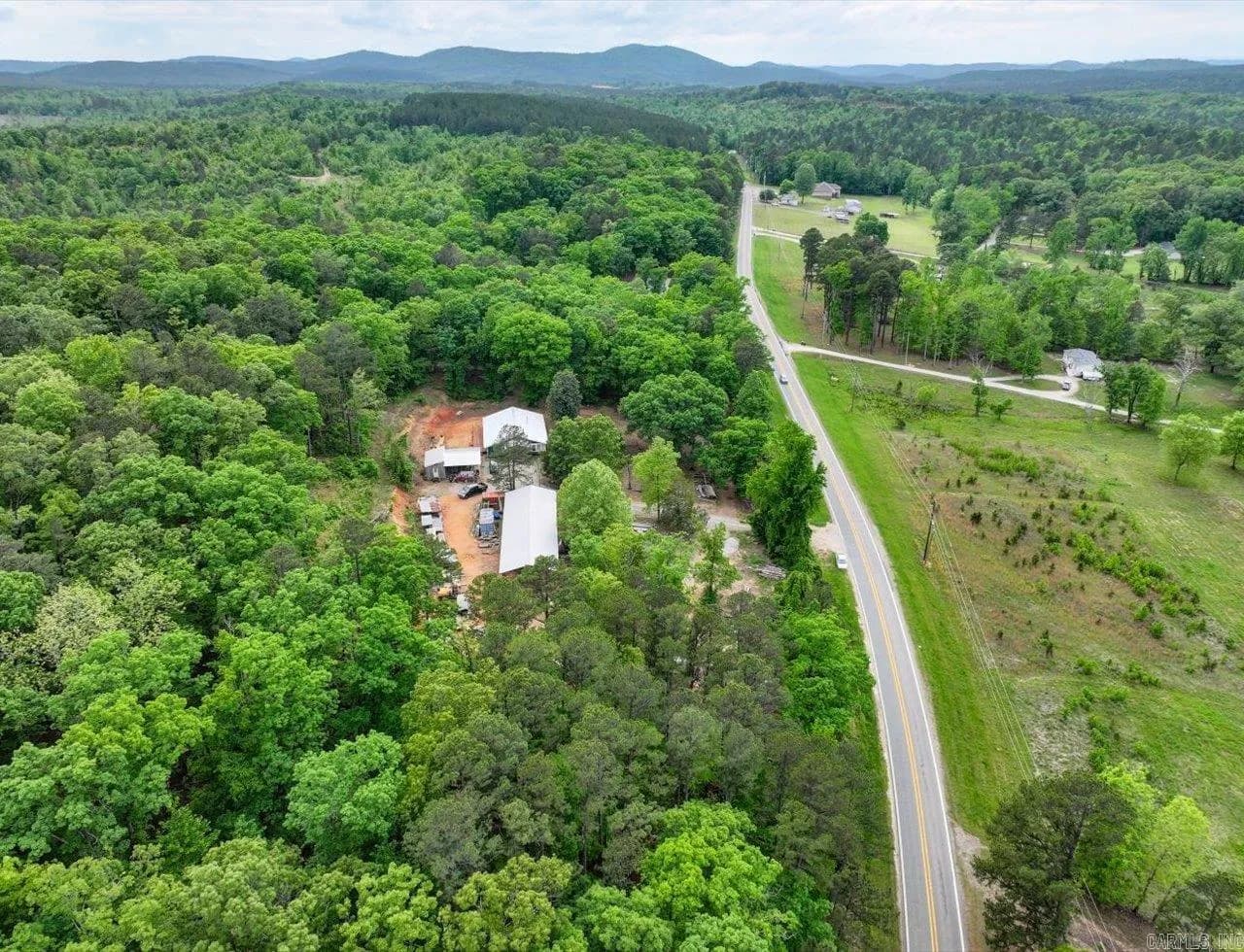 Property at 419  Highway 298 - Image 43