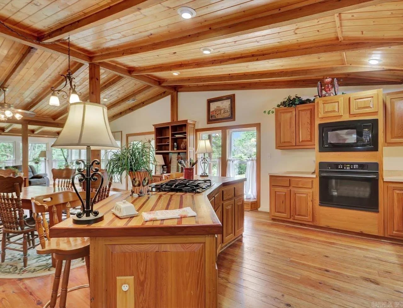 Property at 419  Highway 298 - Image 5