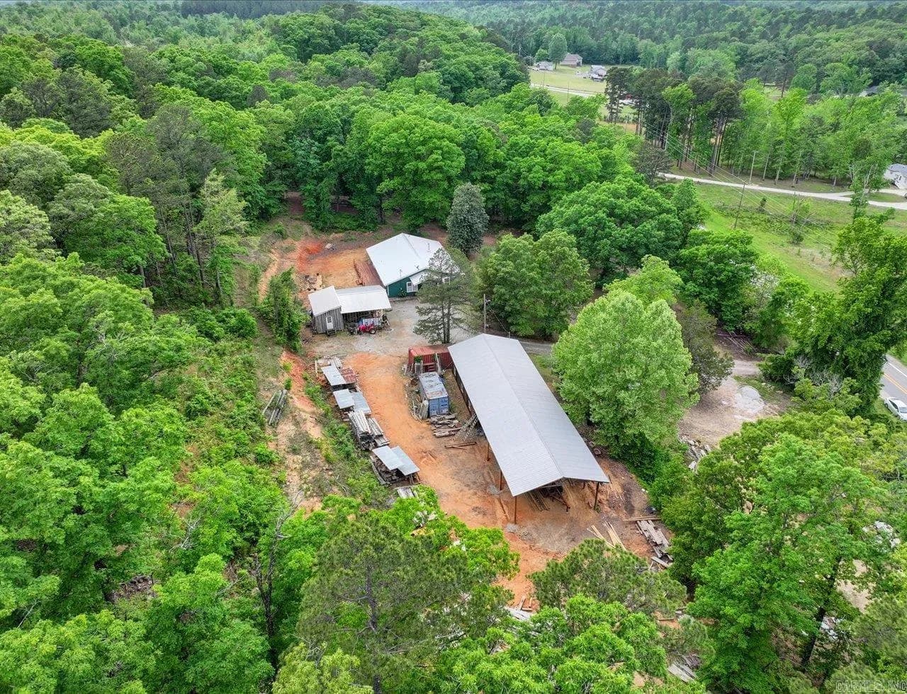 Property at 419  Highway 298 - Image 44