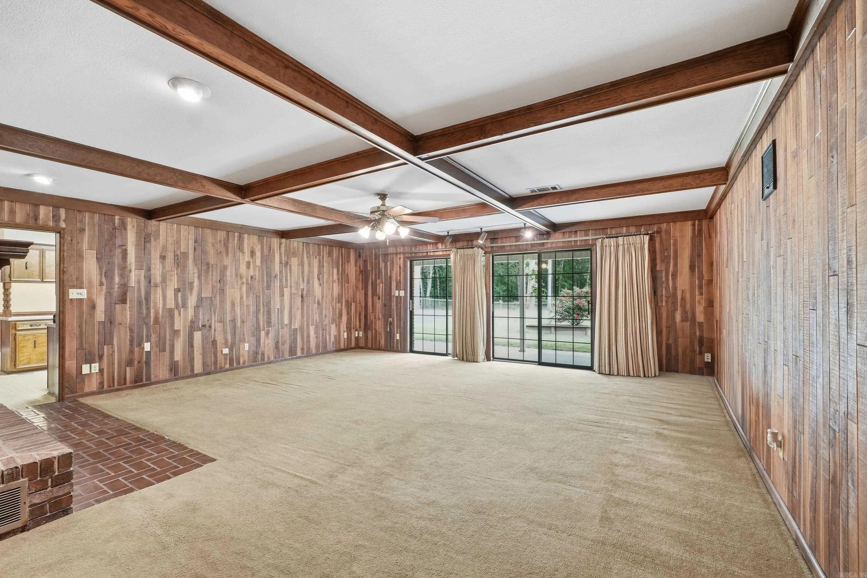 Property at 38  Garrett - Image 9