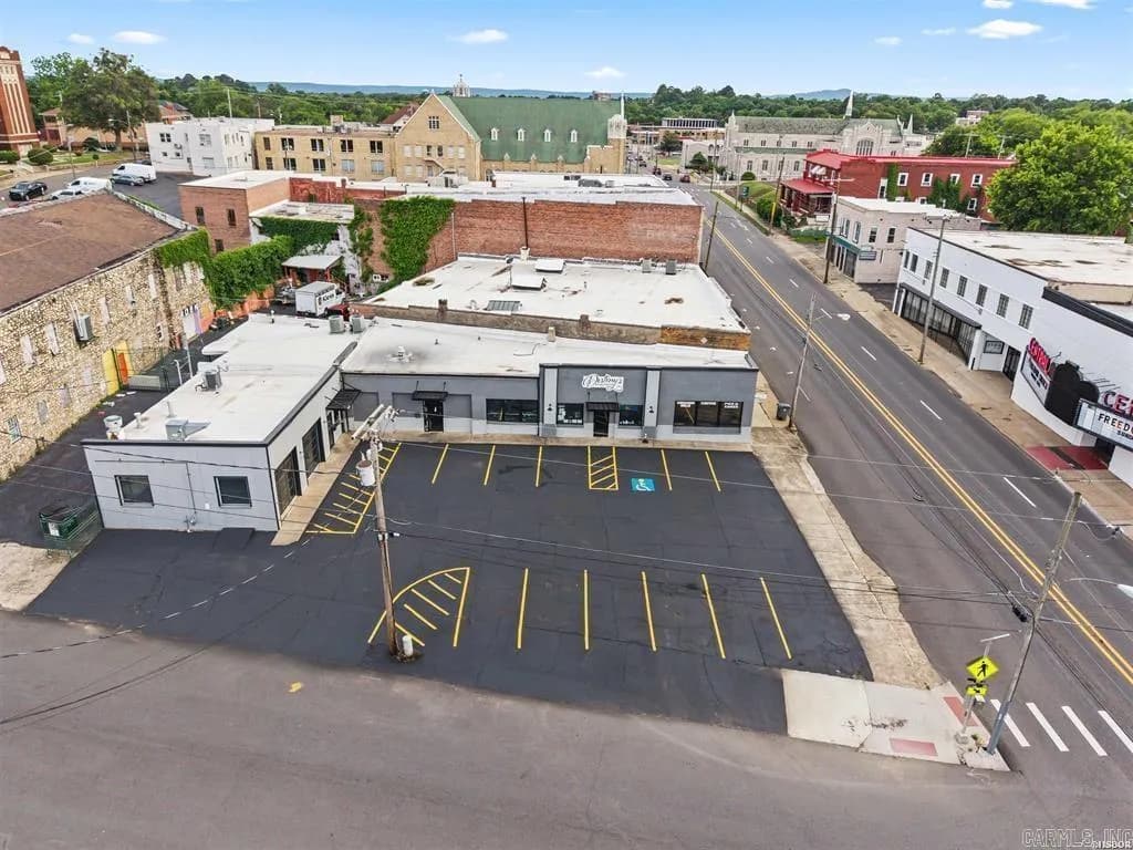Property at 1001  Central - Image 5