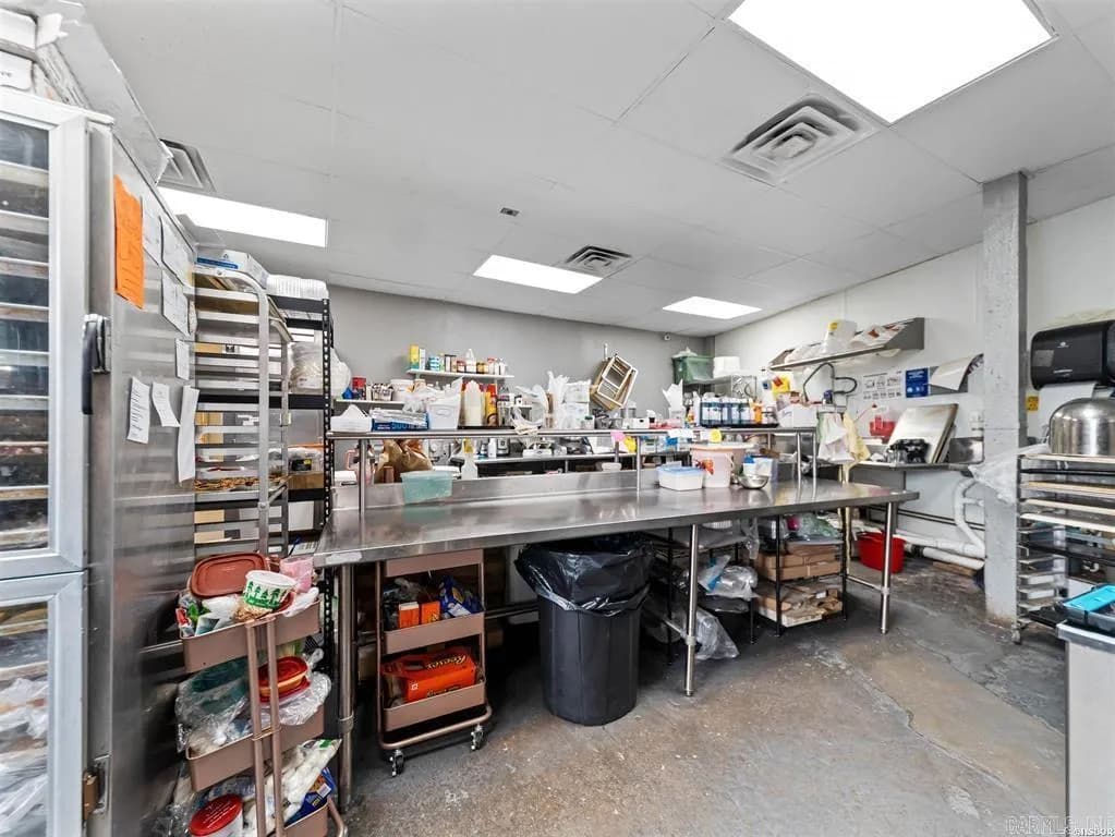 Property at 1001  Central - Image 21