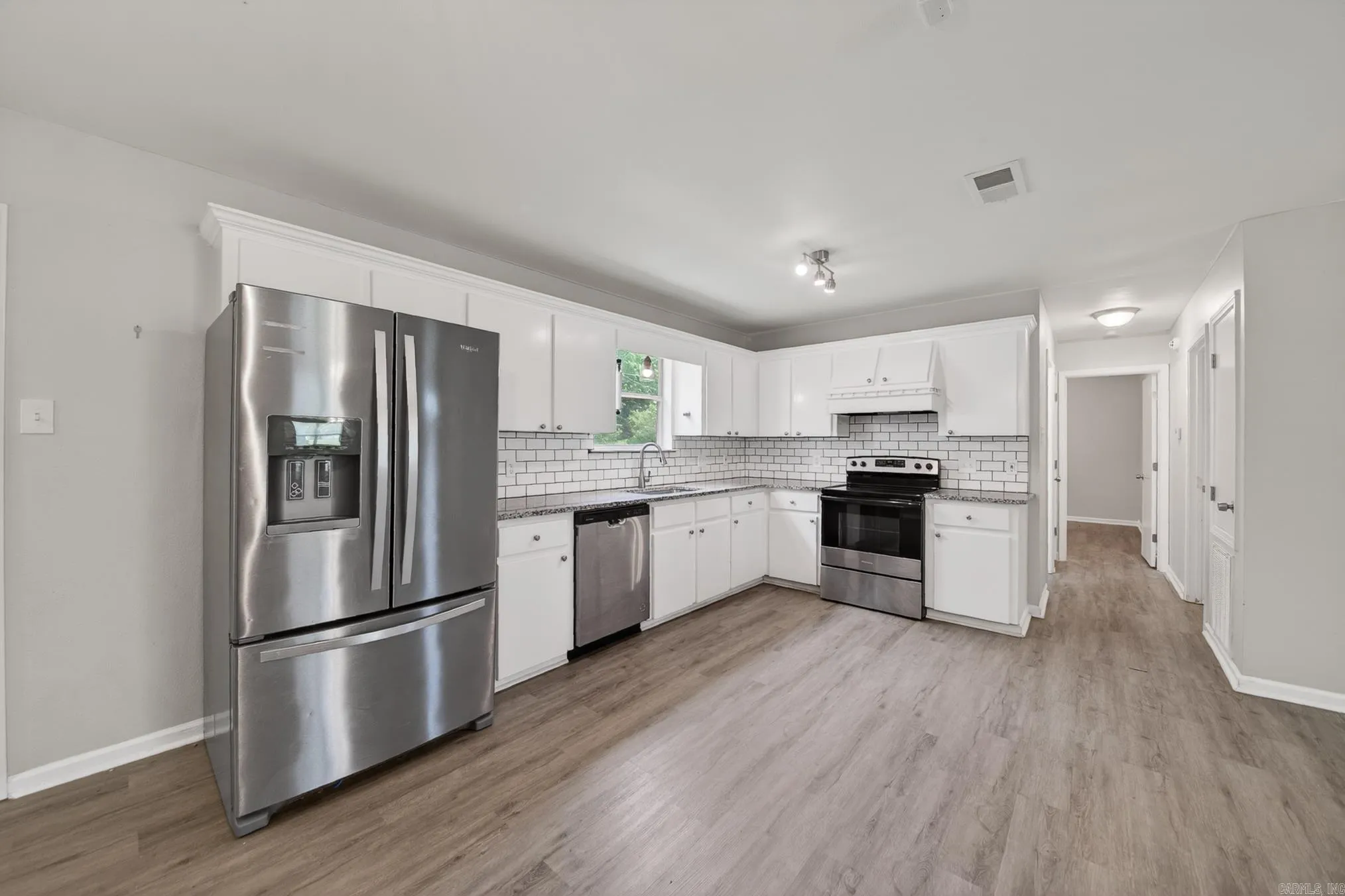 Property at 5627  Bayou meto - Image 19