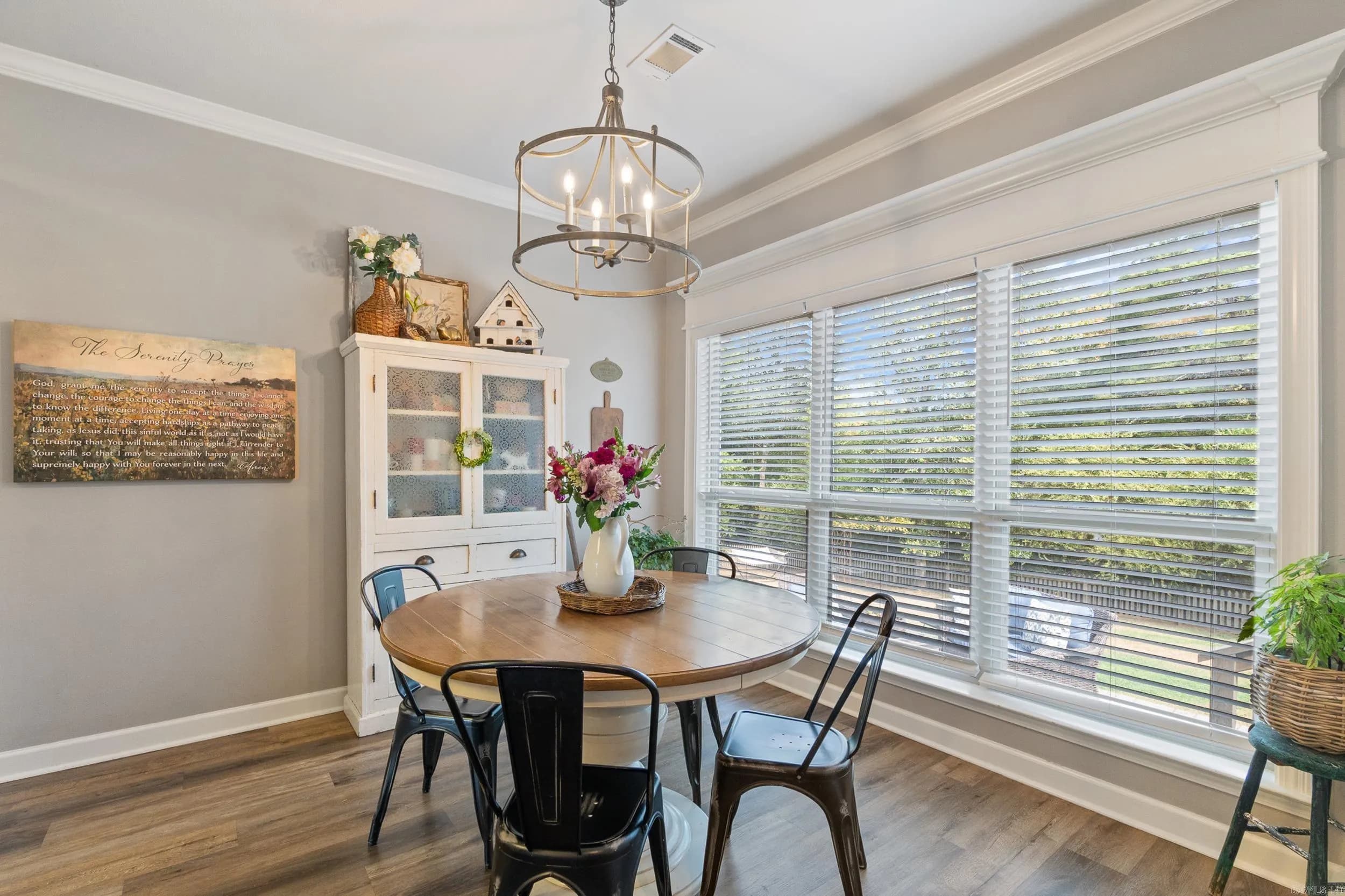 Property at 11 E Chateau estates - Image 14