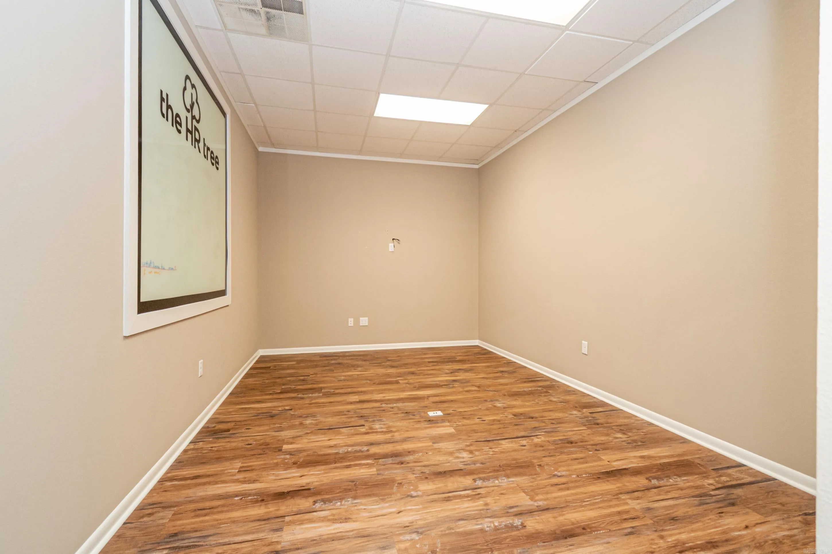 Property at 727  Northwest ave - Image 10