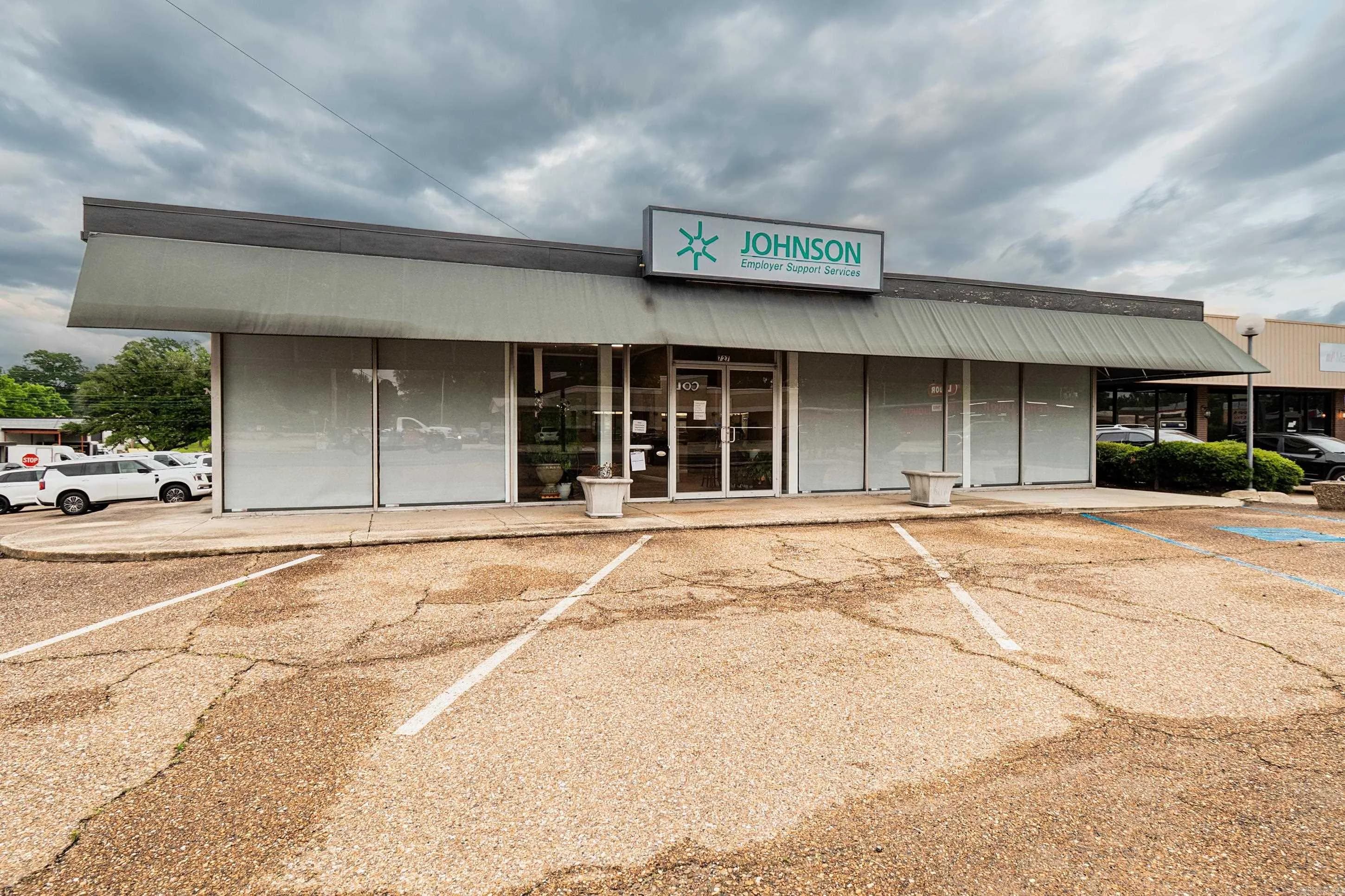 Property at 727  Northwest ave - Image 1