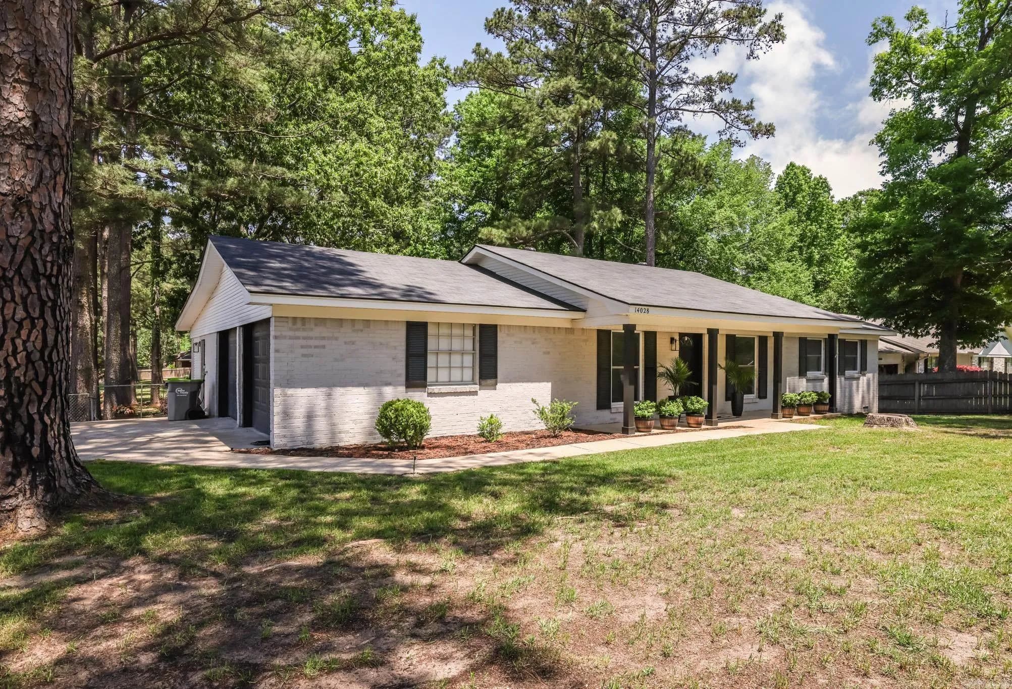 Property at 14028  Sardis rd - Image 2