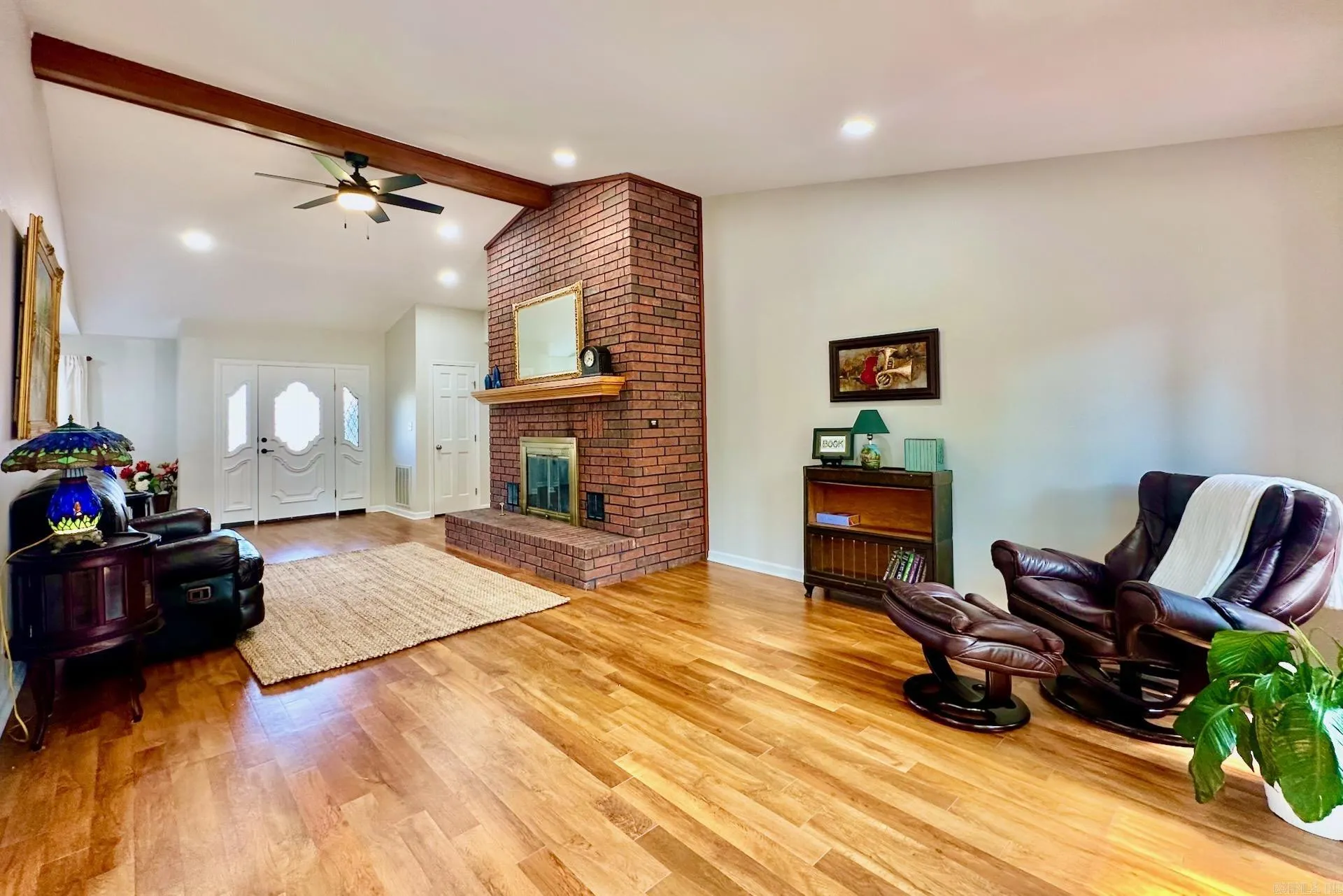 Property at 109  Waters edge cv - Image 15