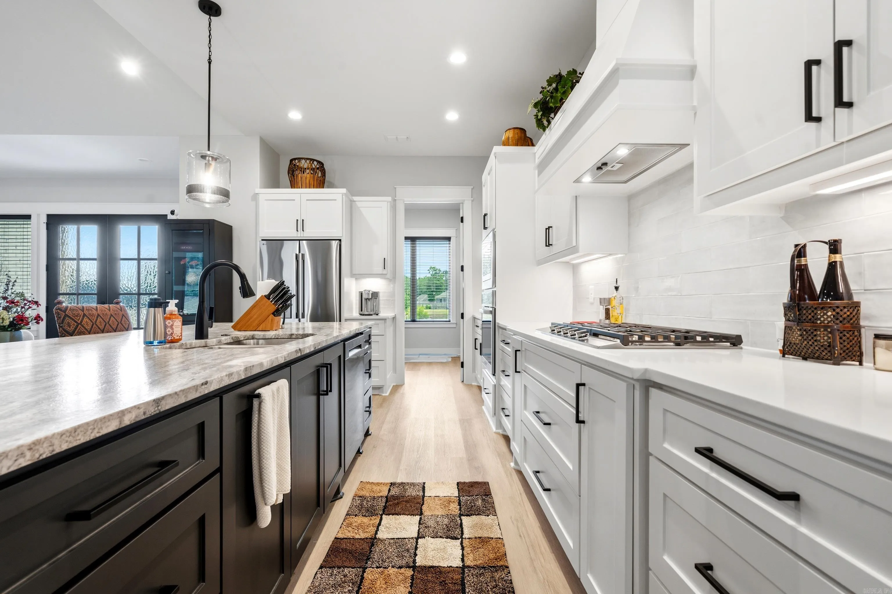 Property at 4205  Hampton - Image 7