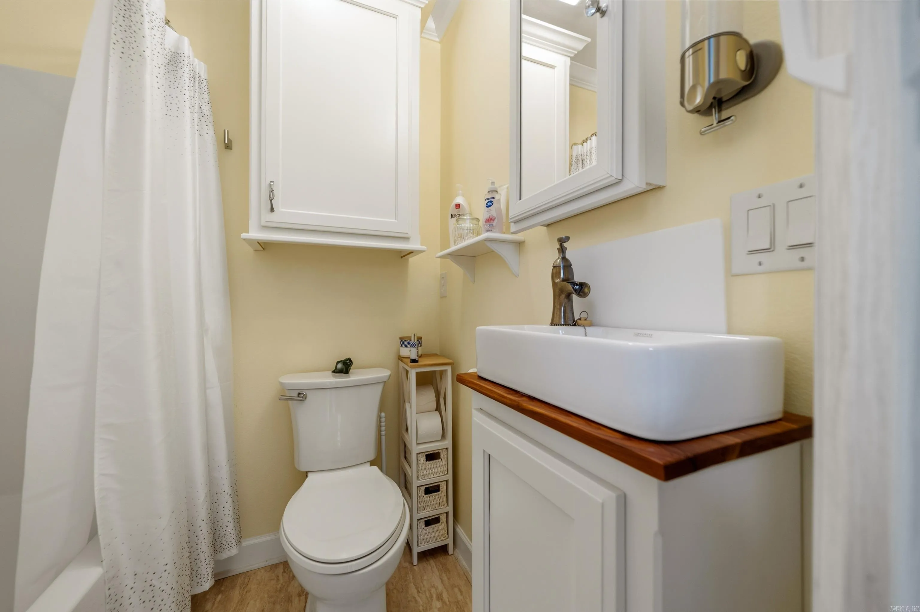 Property at 236  Sharon - Image 24