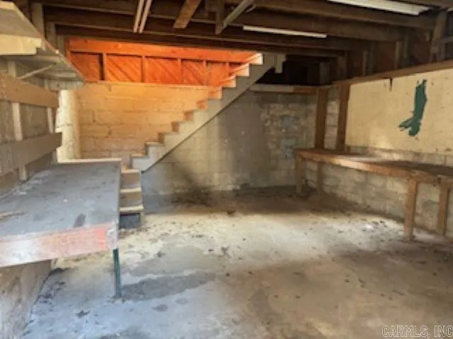 Property at 401 S  Moose - Image 3