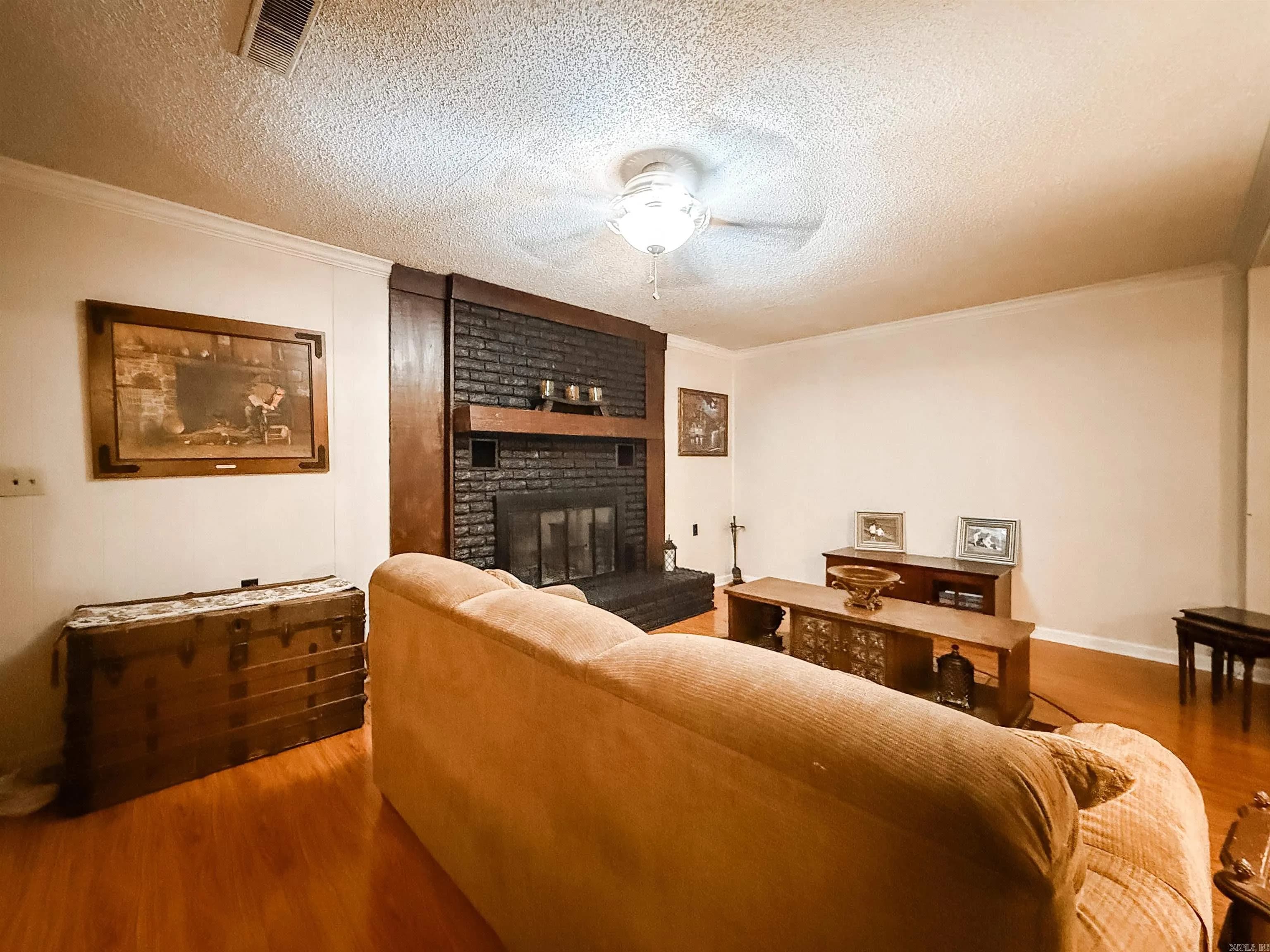 Property at 320  Mildred dr - Image 6