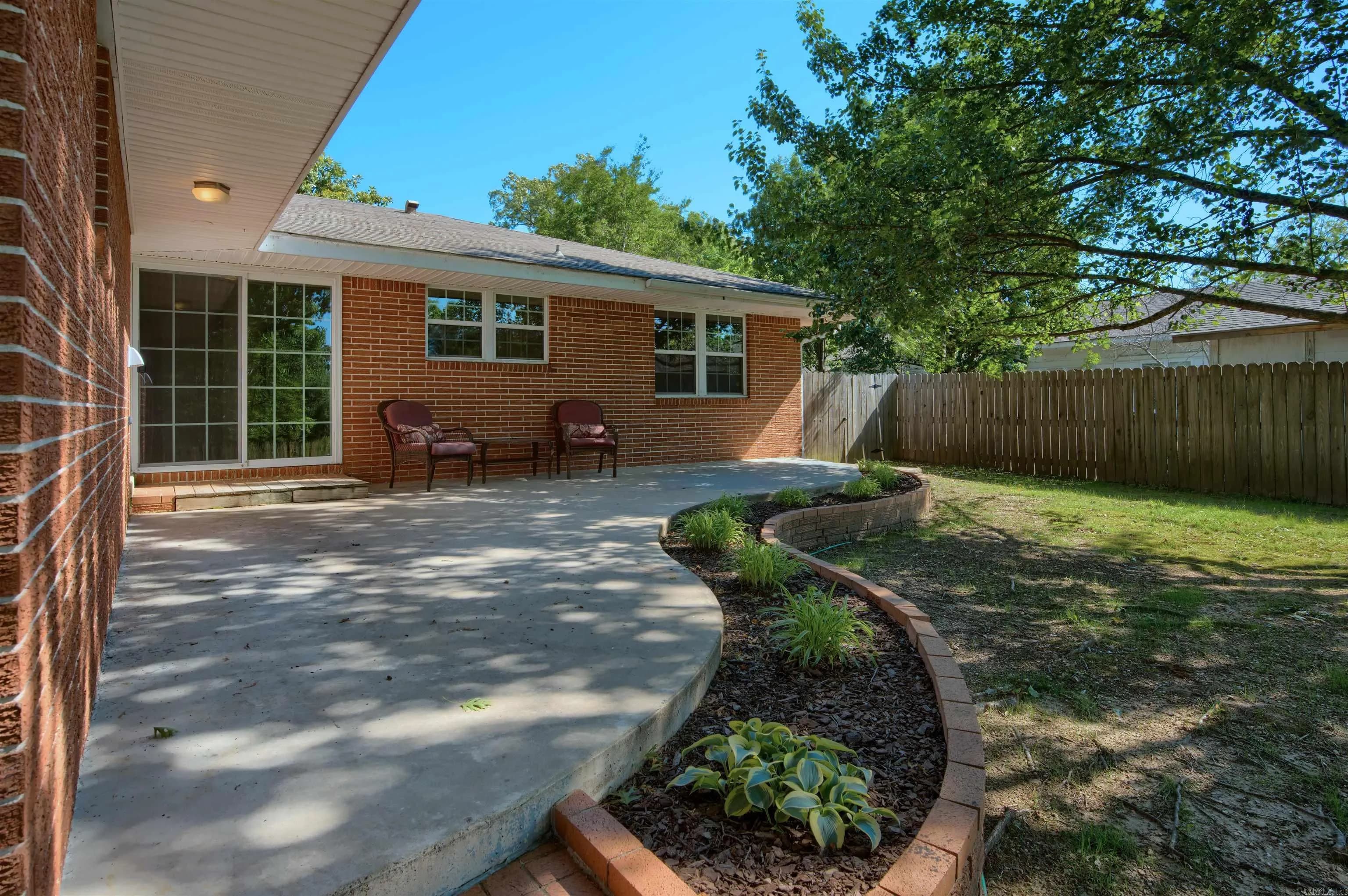 Property at 208  Indian hills - Image 33